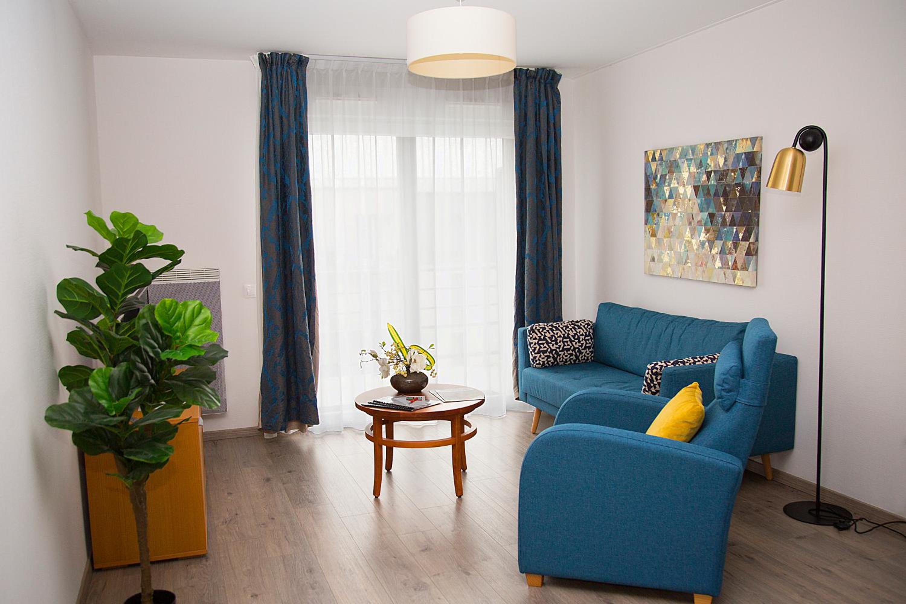 One-Bedroom Apartment (2 Adults) - Photo 2