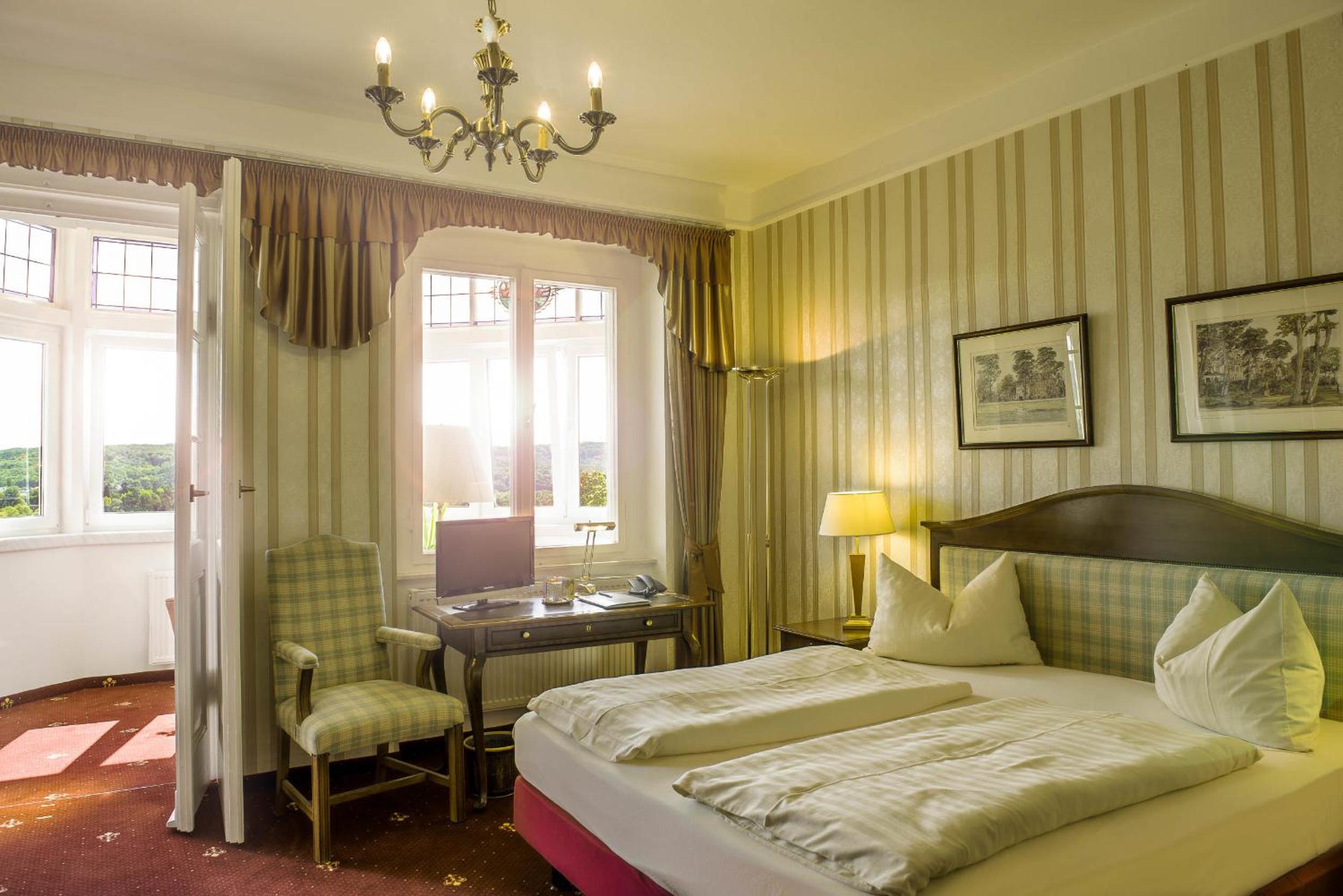 Deluxe Double Room photo 3