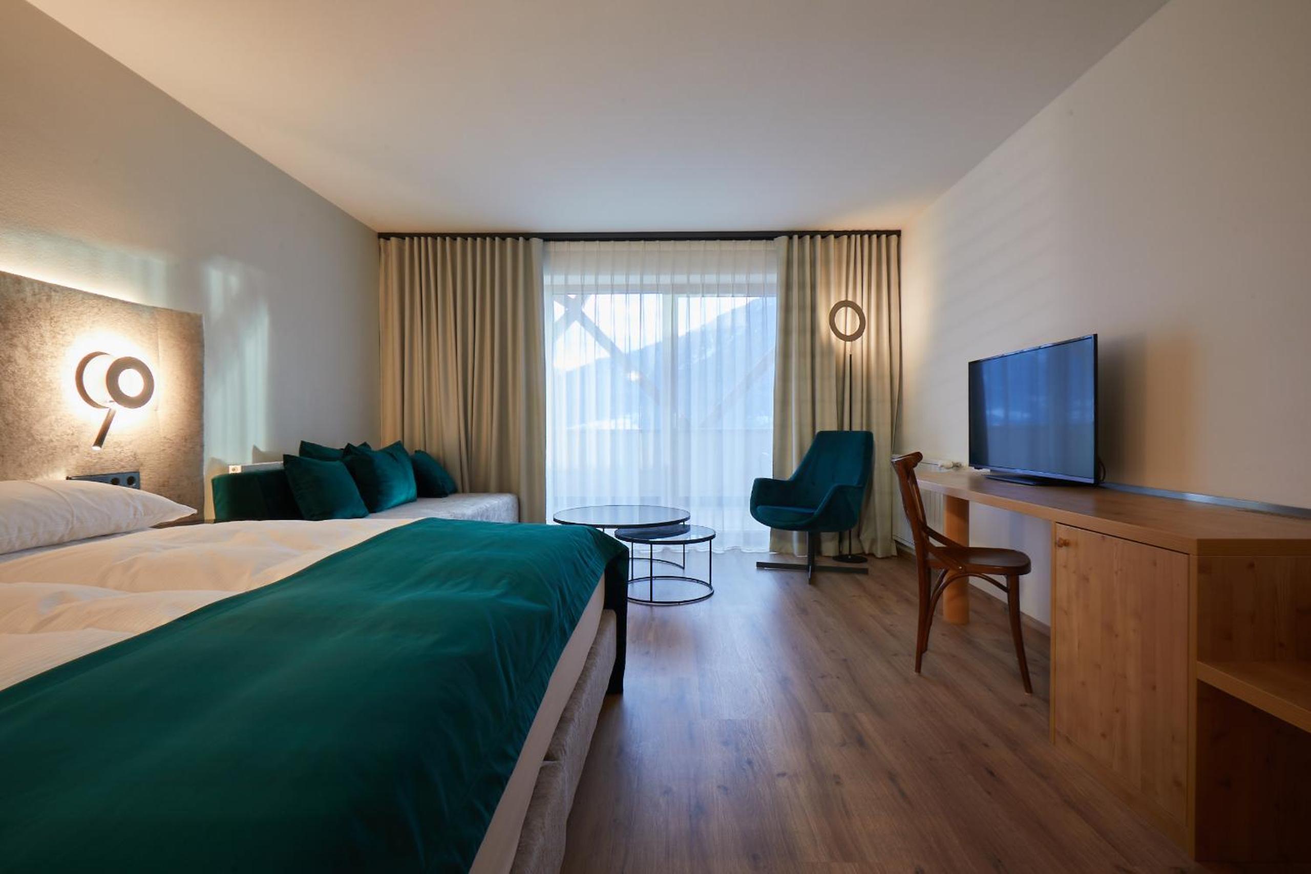 Junior Suite with Balcony photo 1