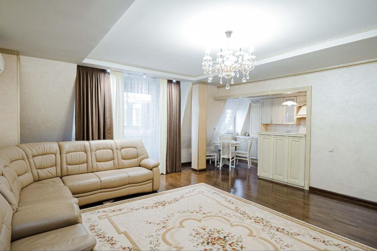 Apartment photo 1