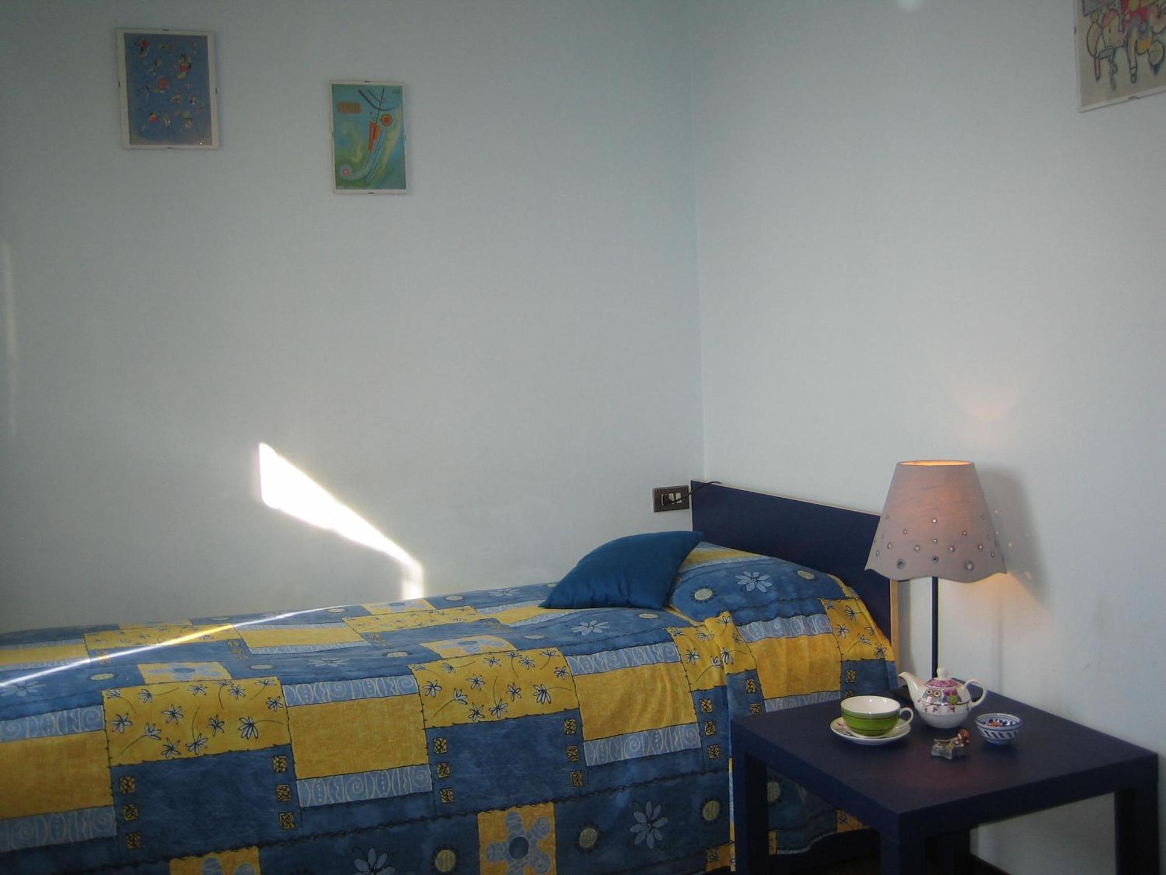 Single Room with Private External Bathroom photo 1
