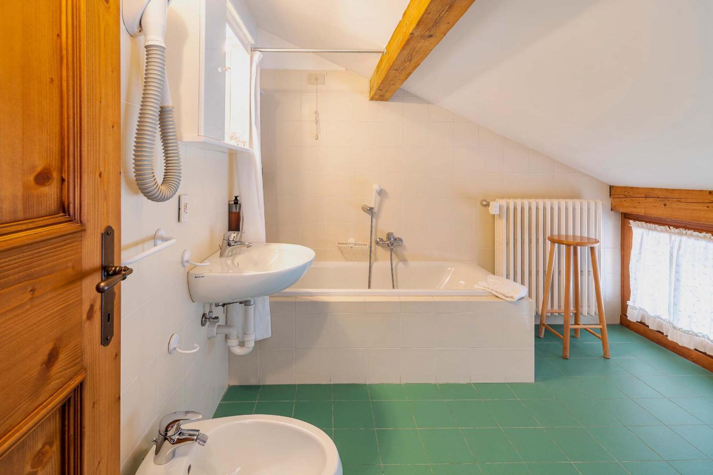 Single Room photo 2