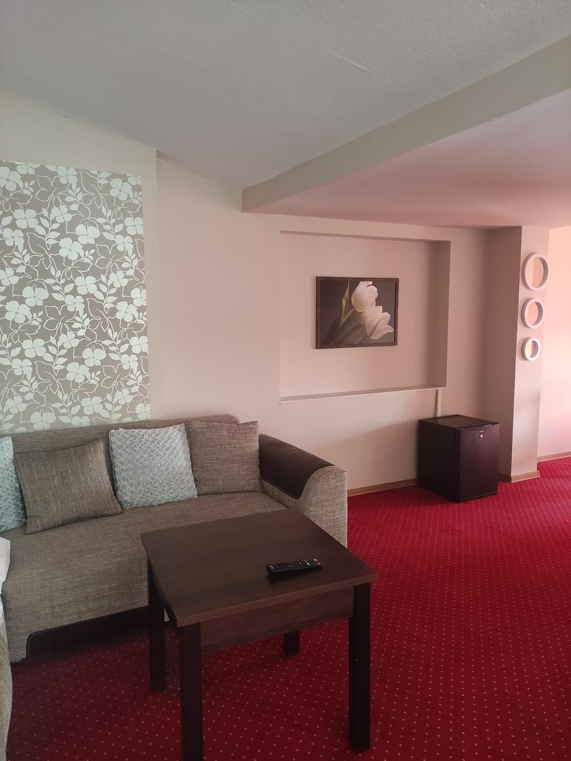 Superior King Room - Photo 2