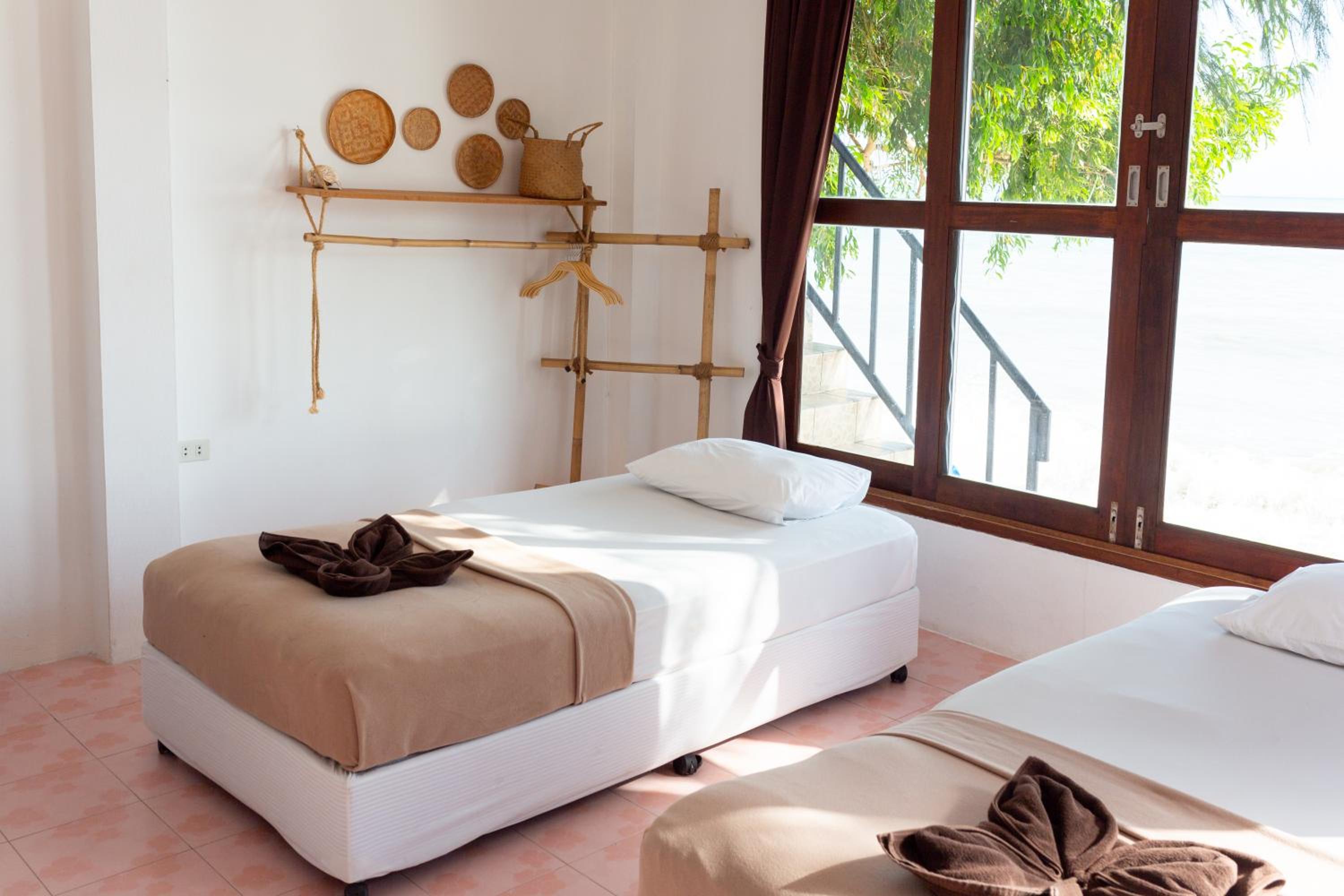 Quadruple Room with Sea View photo 3