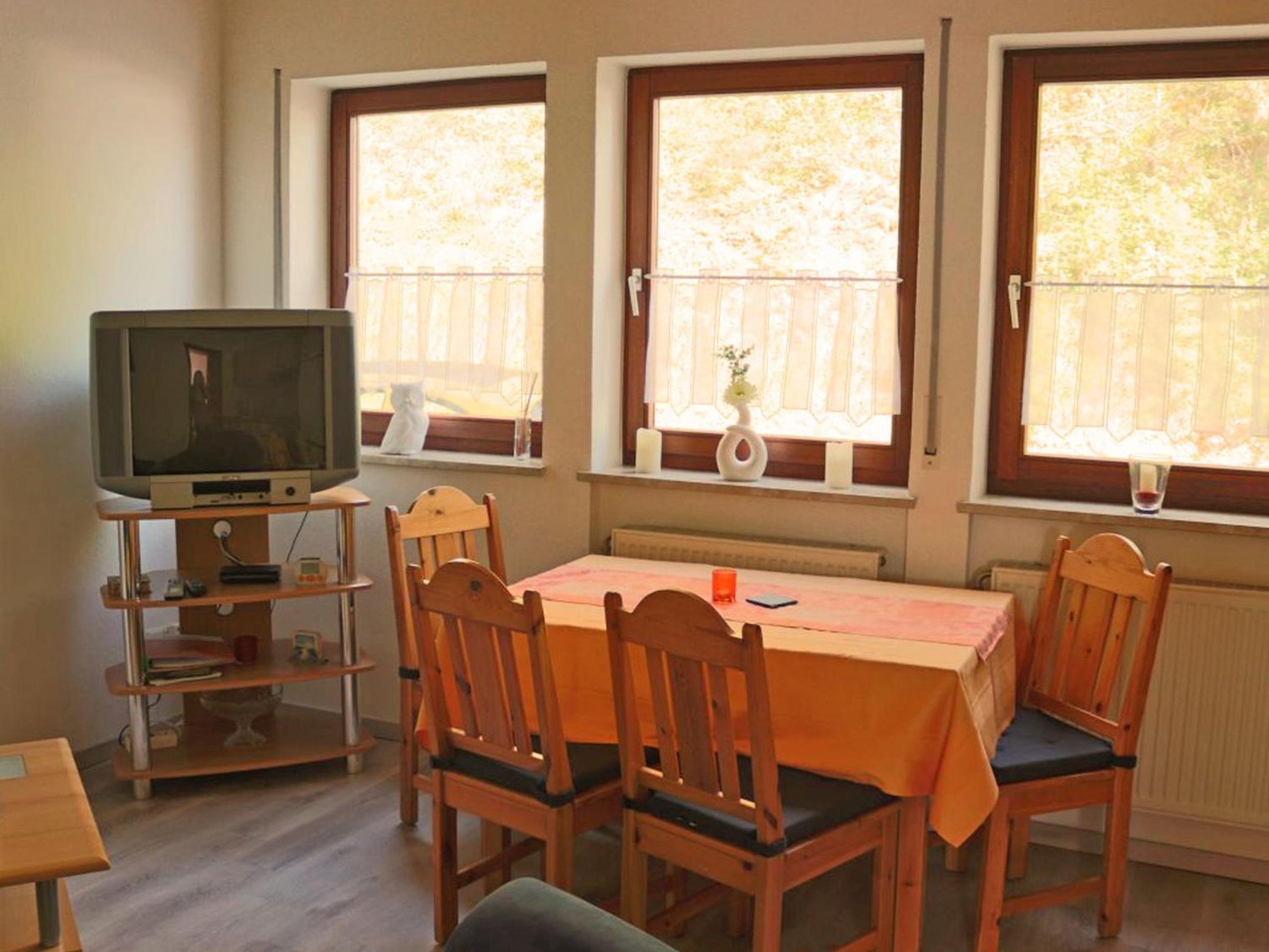 One-Bedroom Apartment with Garden photo 3