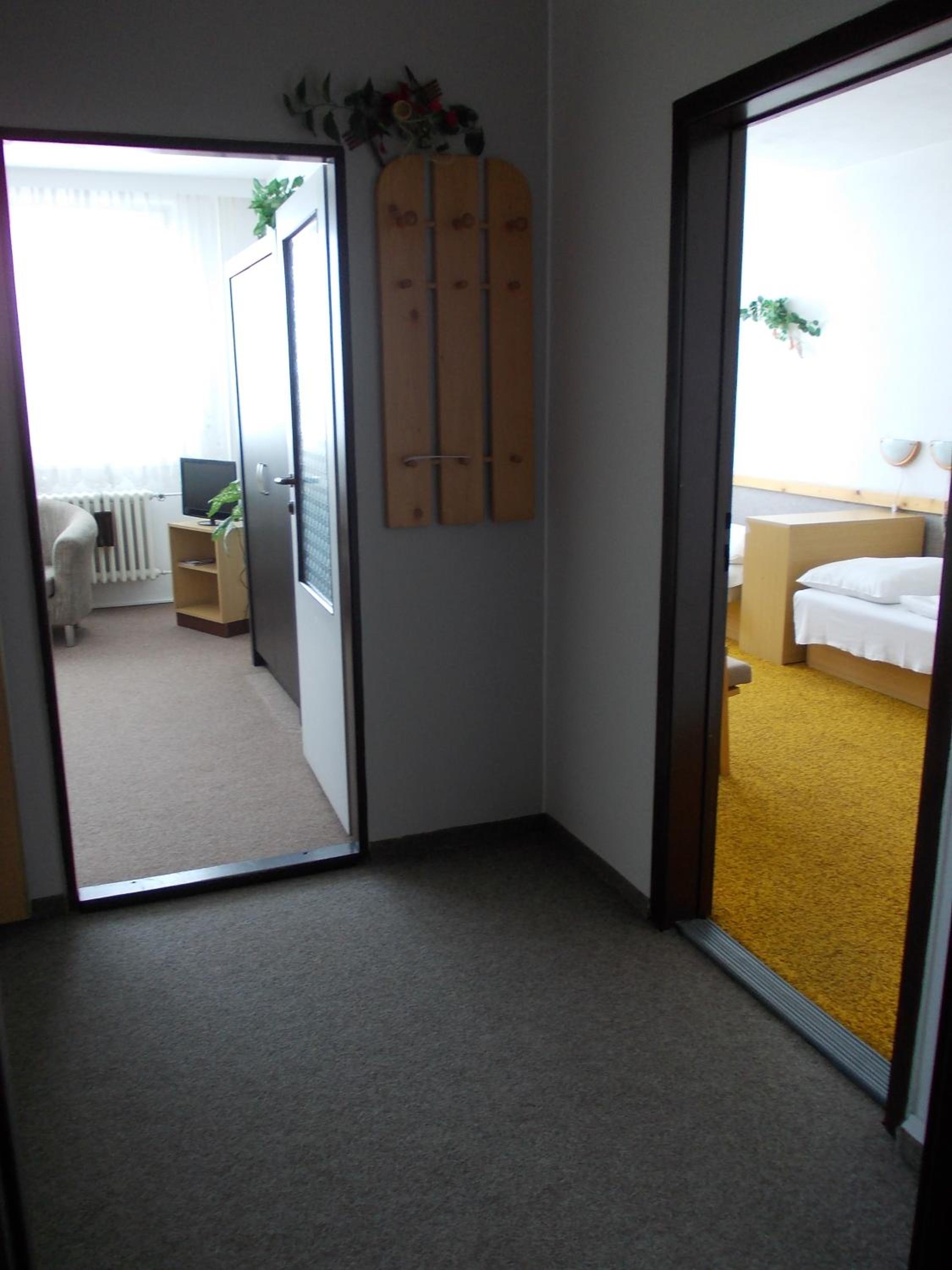 Triple Room photo 2