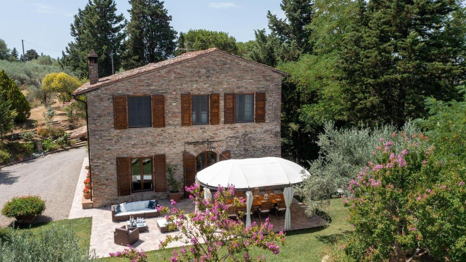 Four-Bedroom Villa photo 2