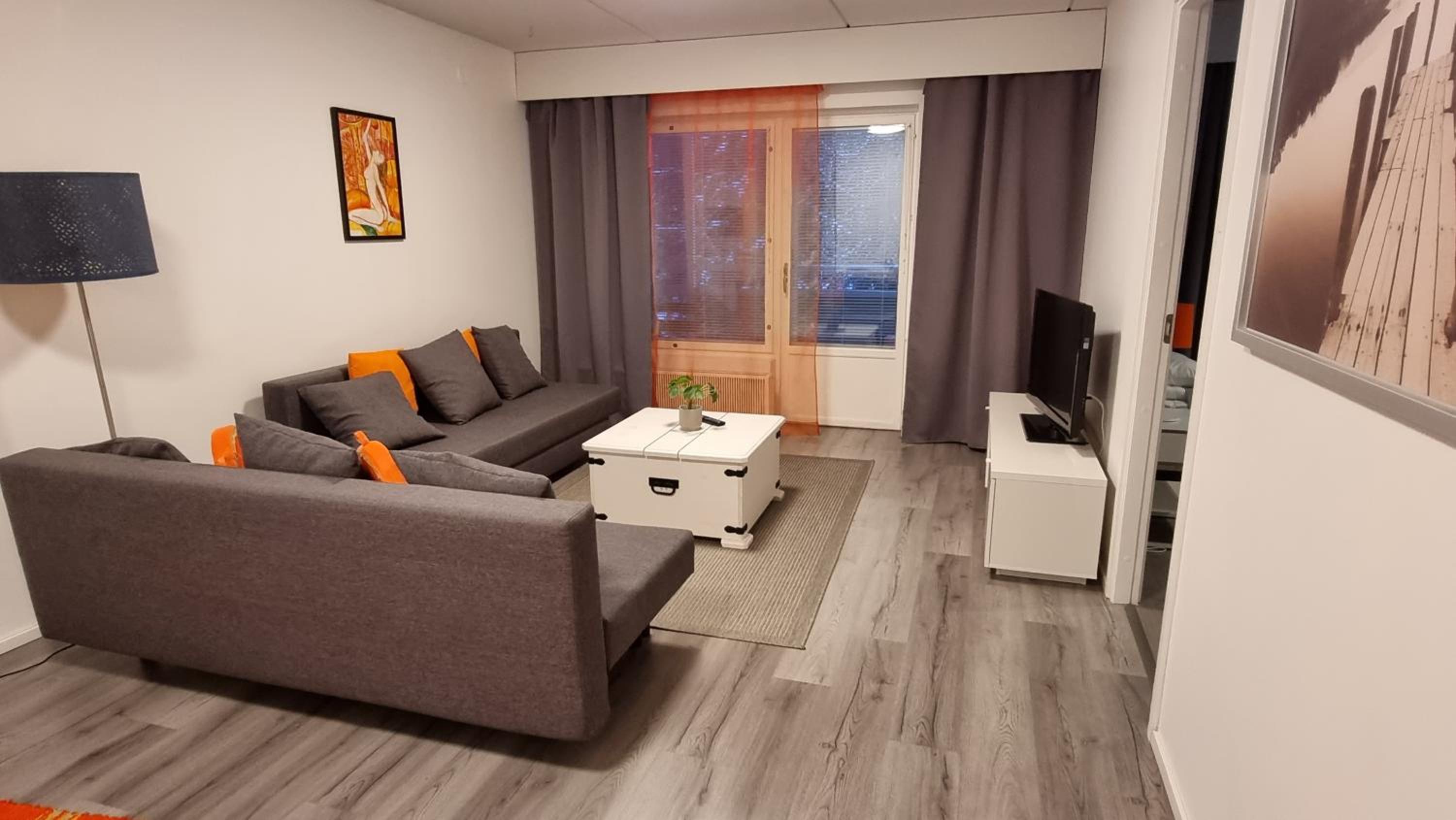 Apartment With Balcony photo 1