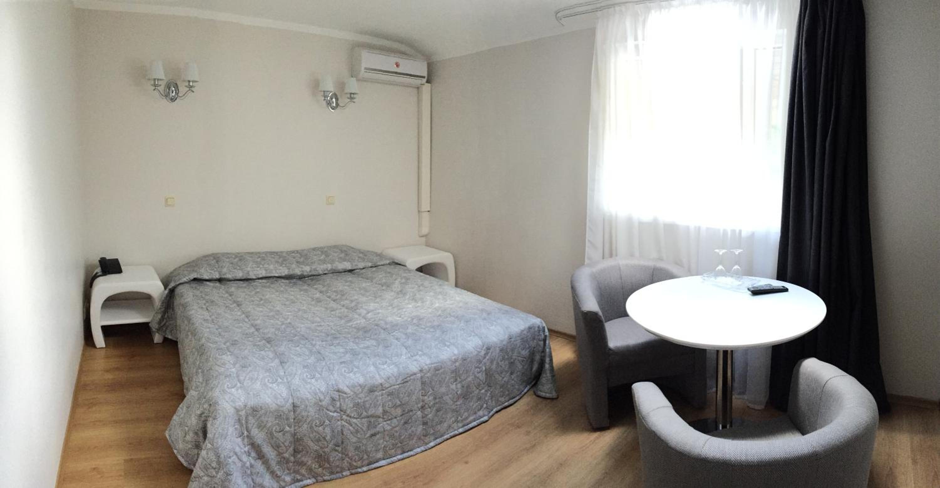 Economy Twin Room