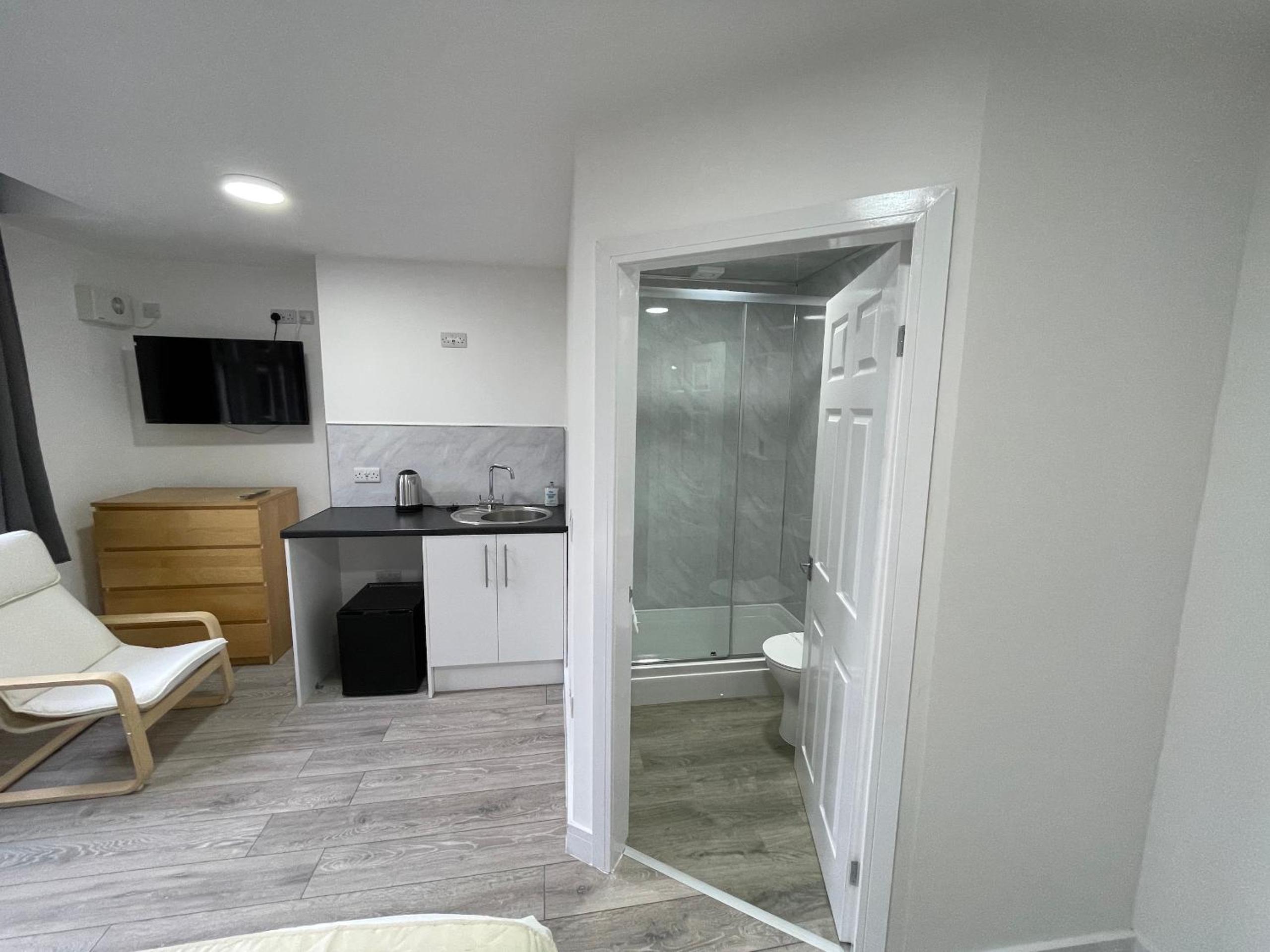 Twin Room - Photo 4