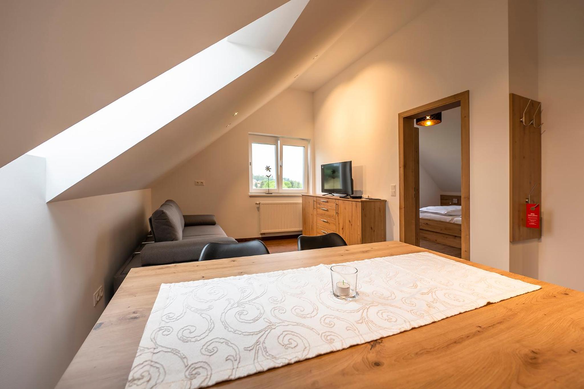 One-Bedroom Apartment - Photo 3