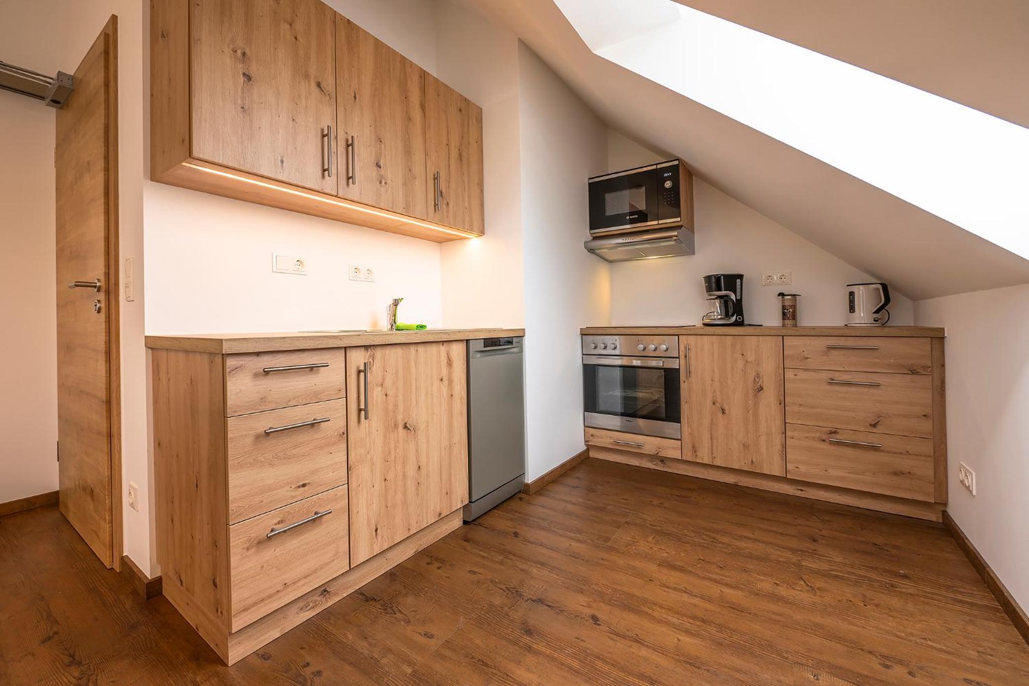 One-Bedroom Apartment - Photo 4