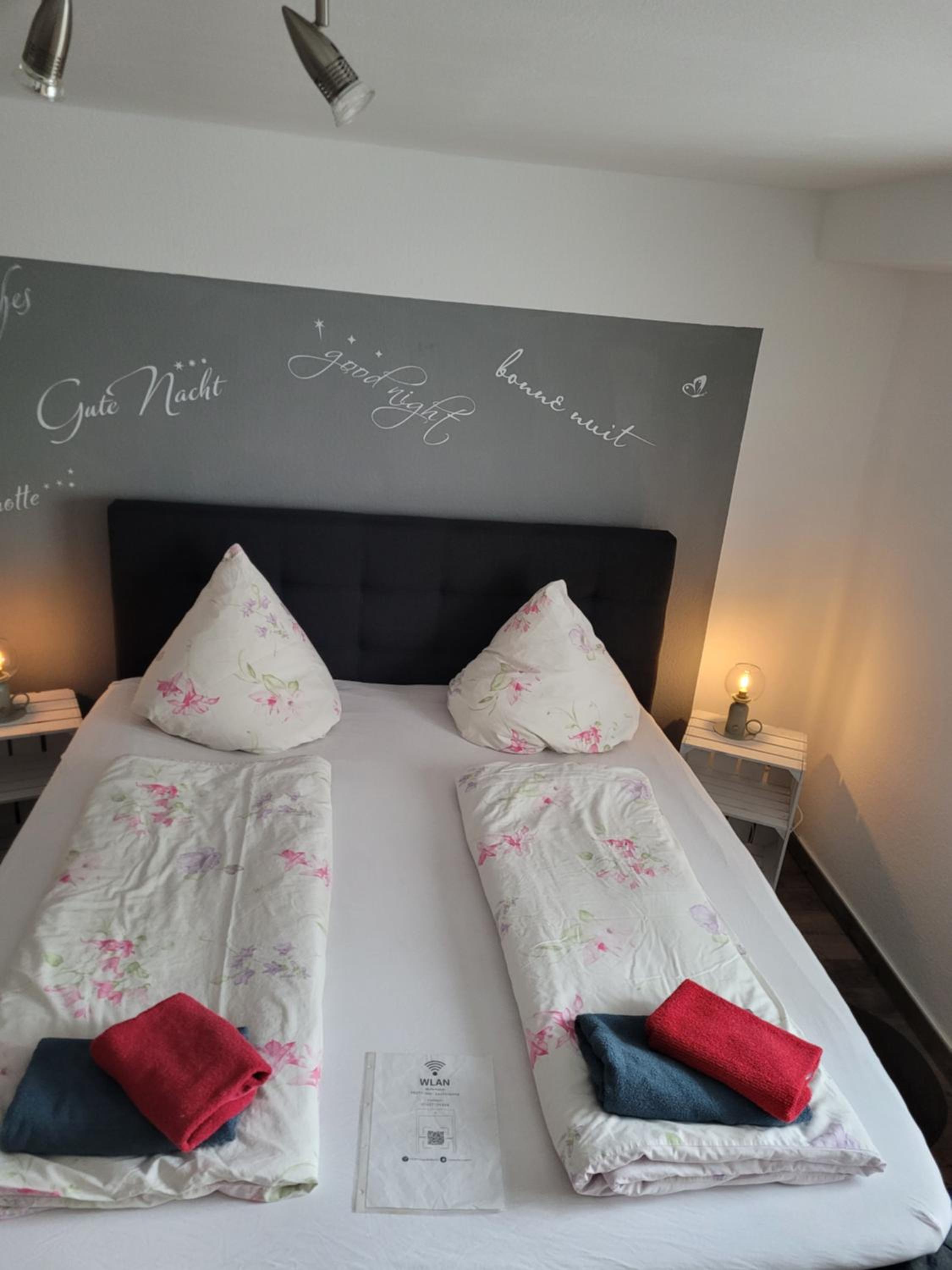 Double Room - Photo 1