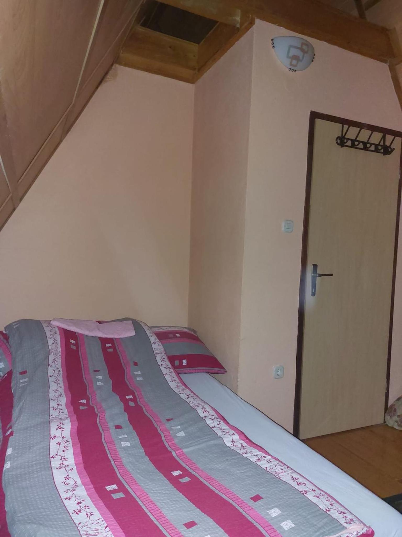 Four-Bedroom House photo 1