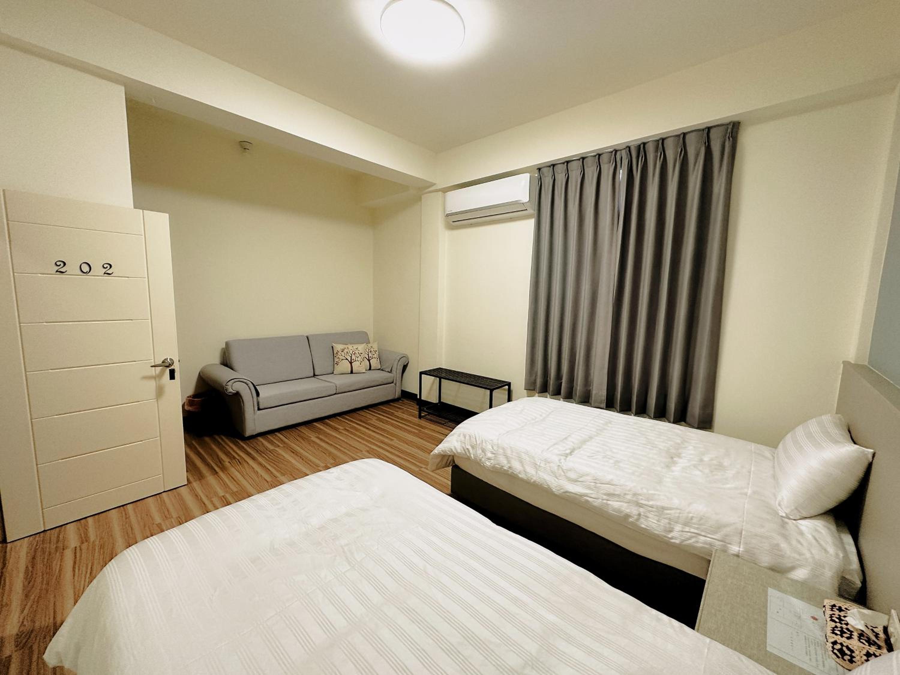 Deluxe Twin Room photo 1