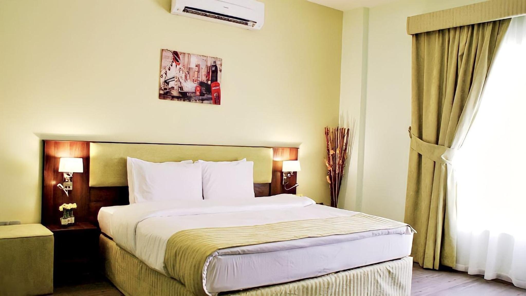 Two-Bedroom Apartment - Photo 1