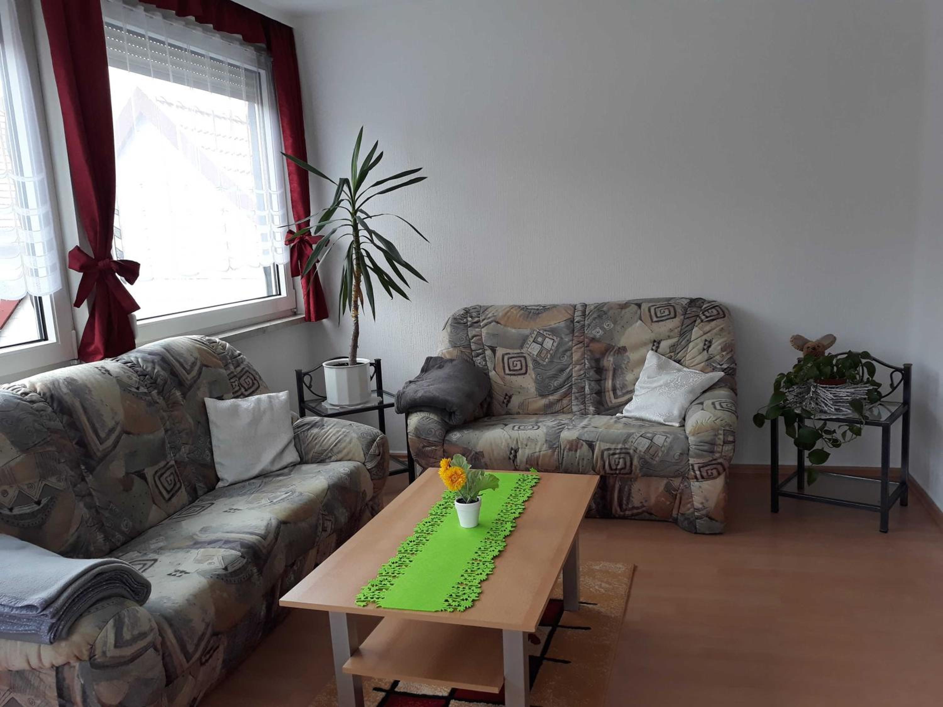 Three-Bedroom Apartment with Mountain View photo 1