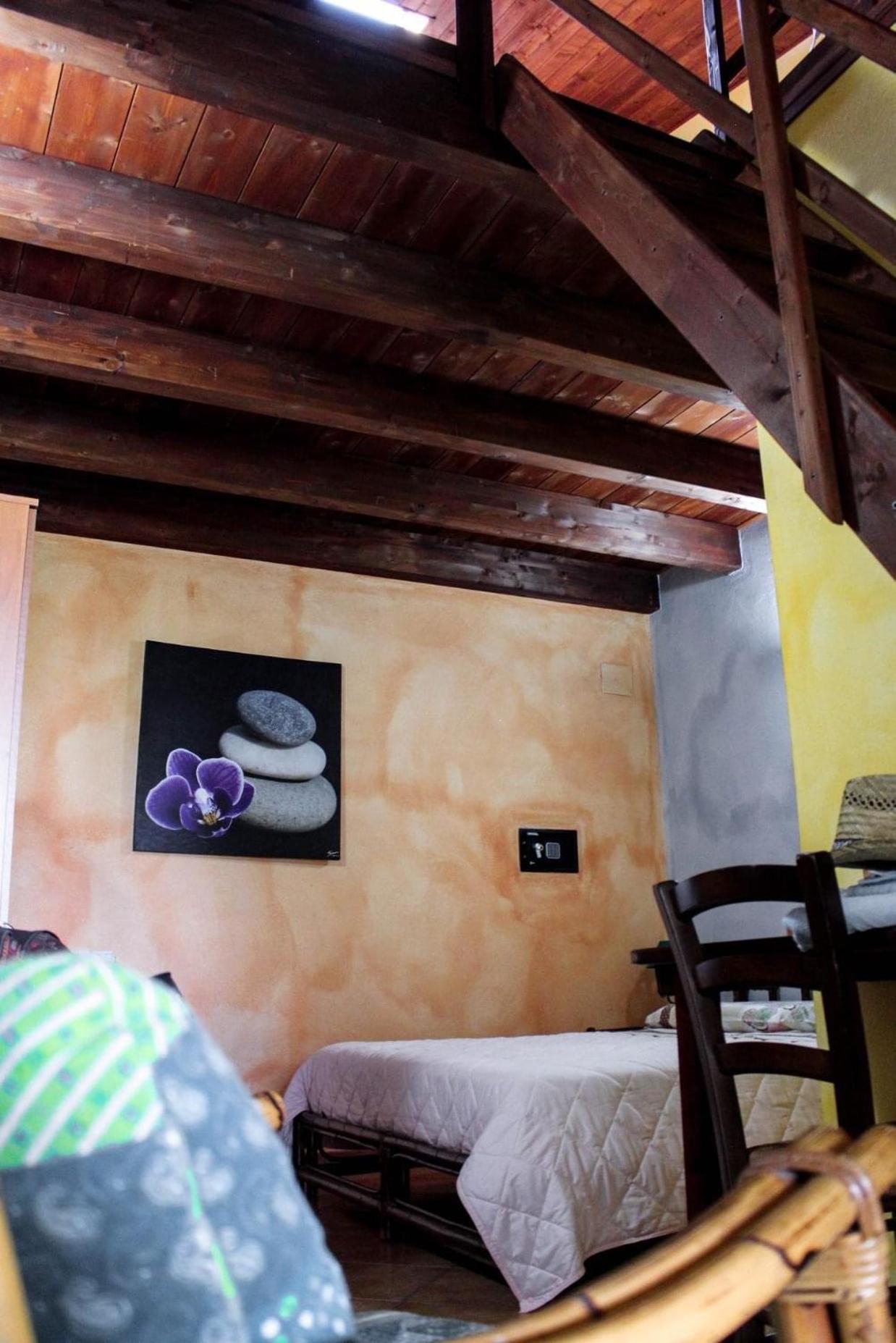 Basic Triple Room photo 1
