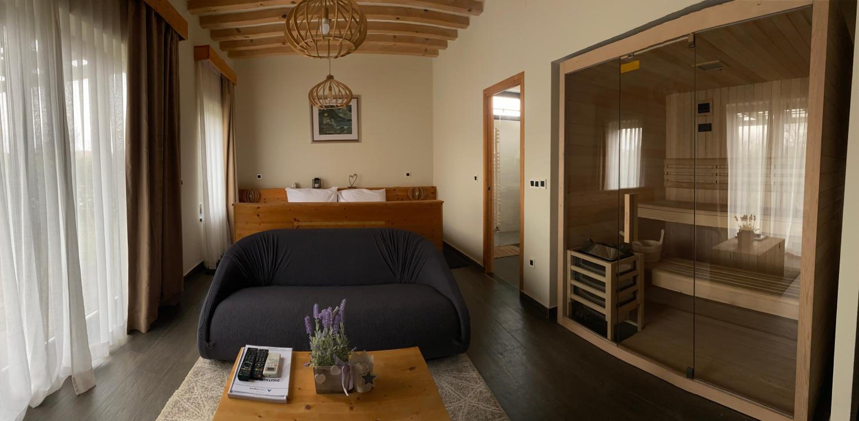Junior Suite with Sauna - Photo 1