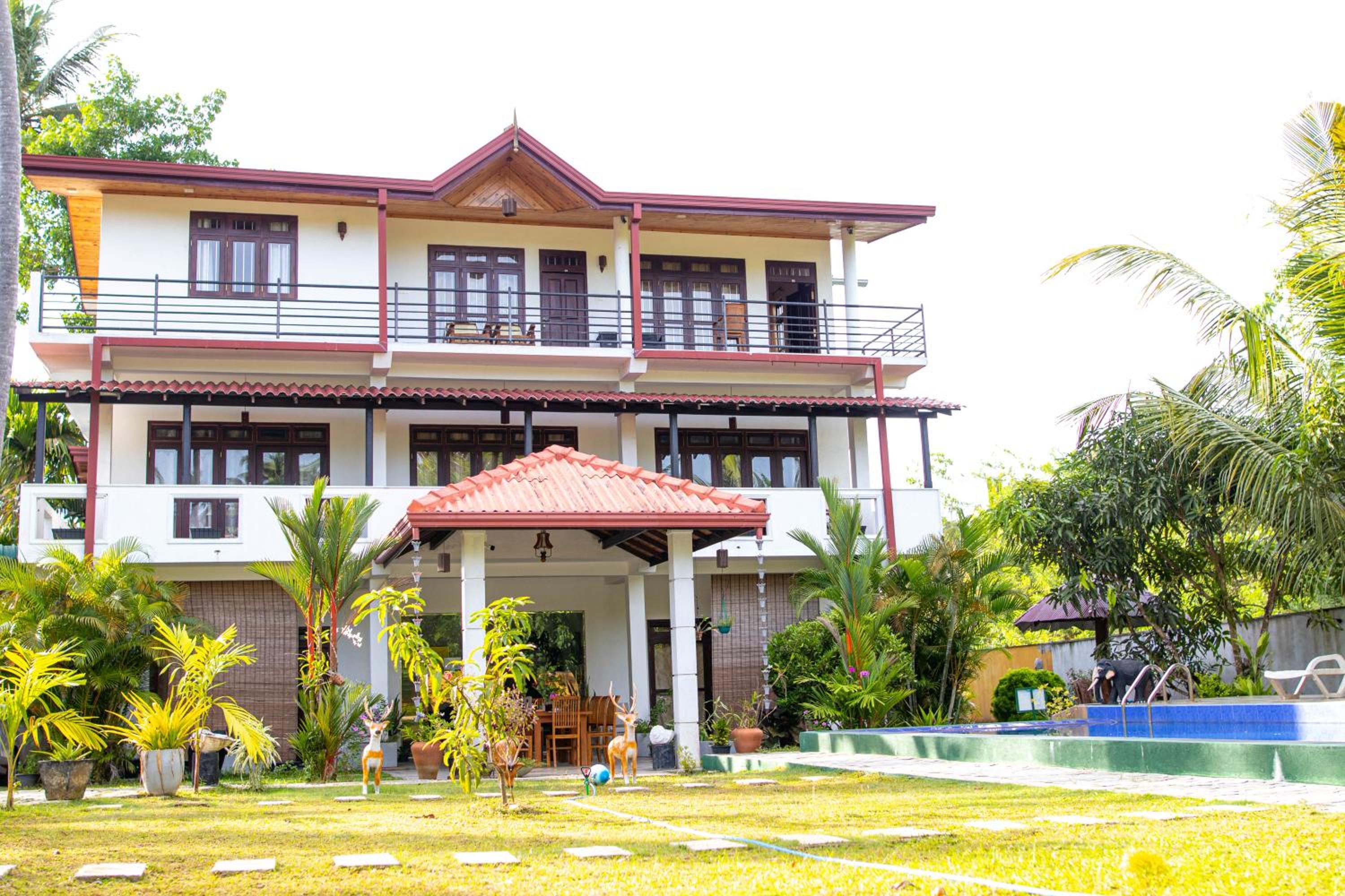 Triple Room with Pool View photo 1