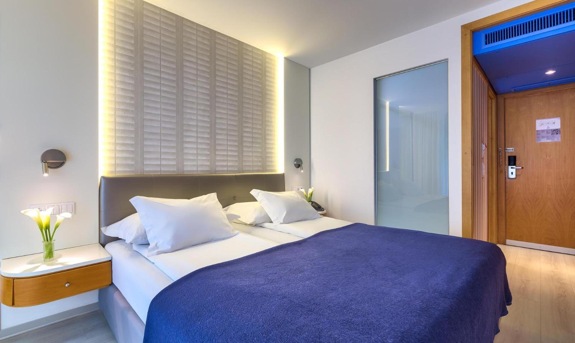 Superior Twin Room With Sea View photo 3