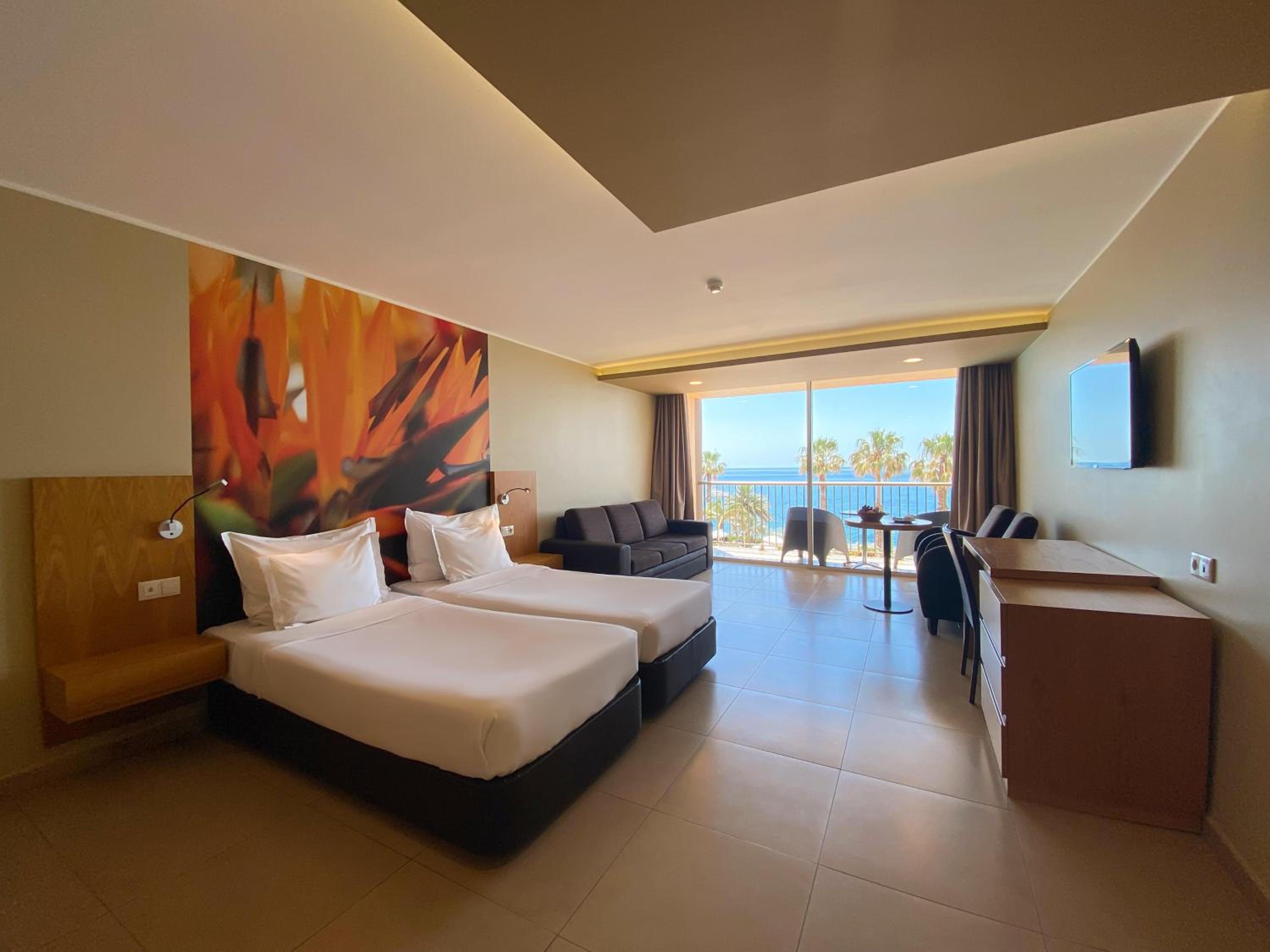 Chambre Lits Jumeaux Supérieure - Vue sur Mer