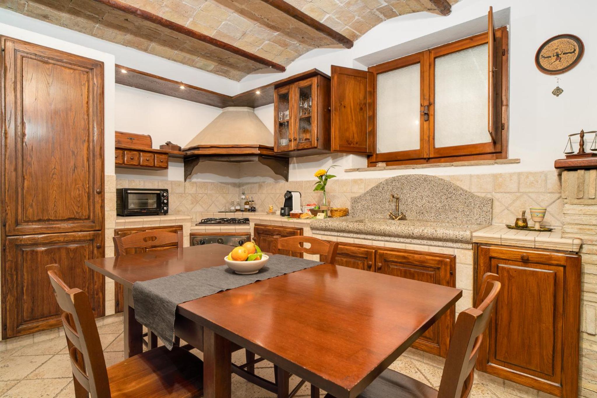 Two-Bedroom House - Photo 23