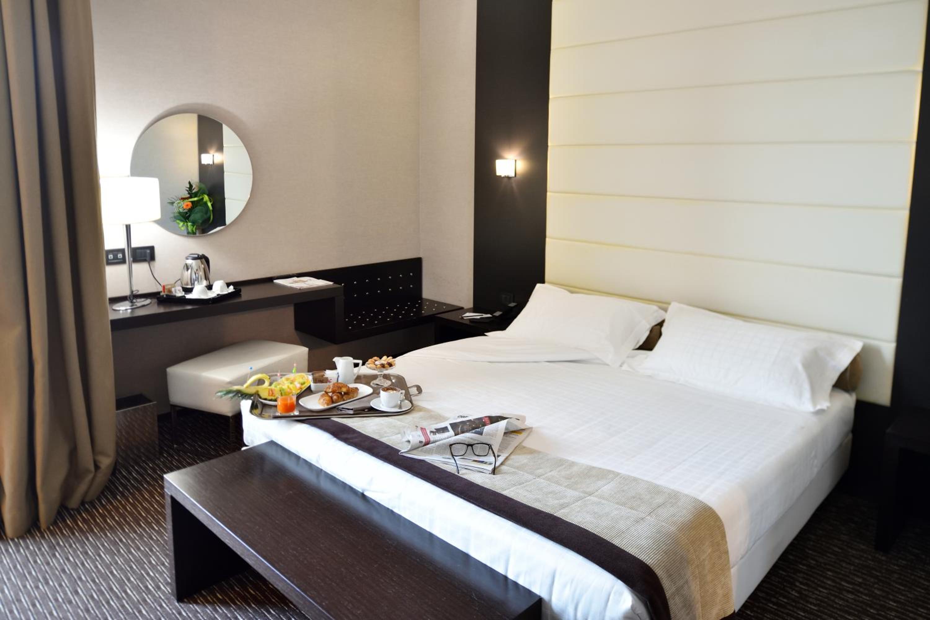 Executive Double or Twin Room - Photo 1