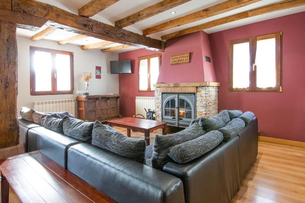 Casa de Seis Habitaciones