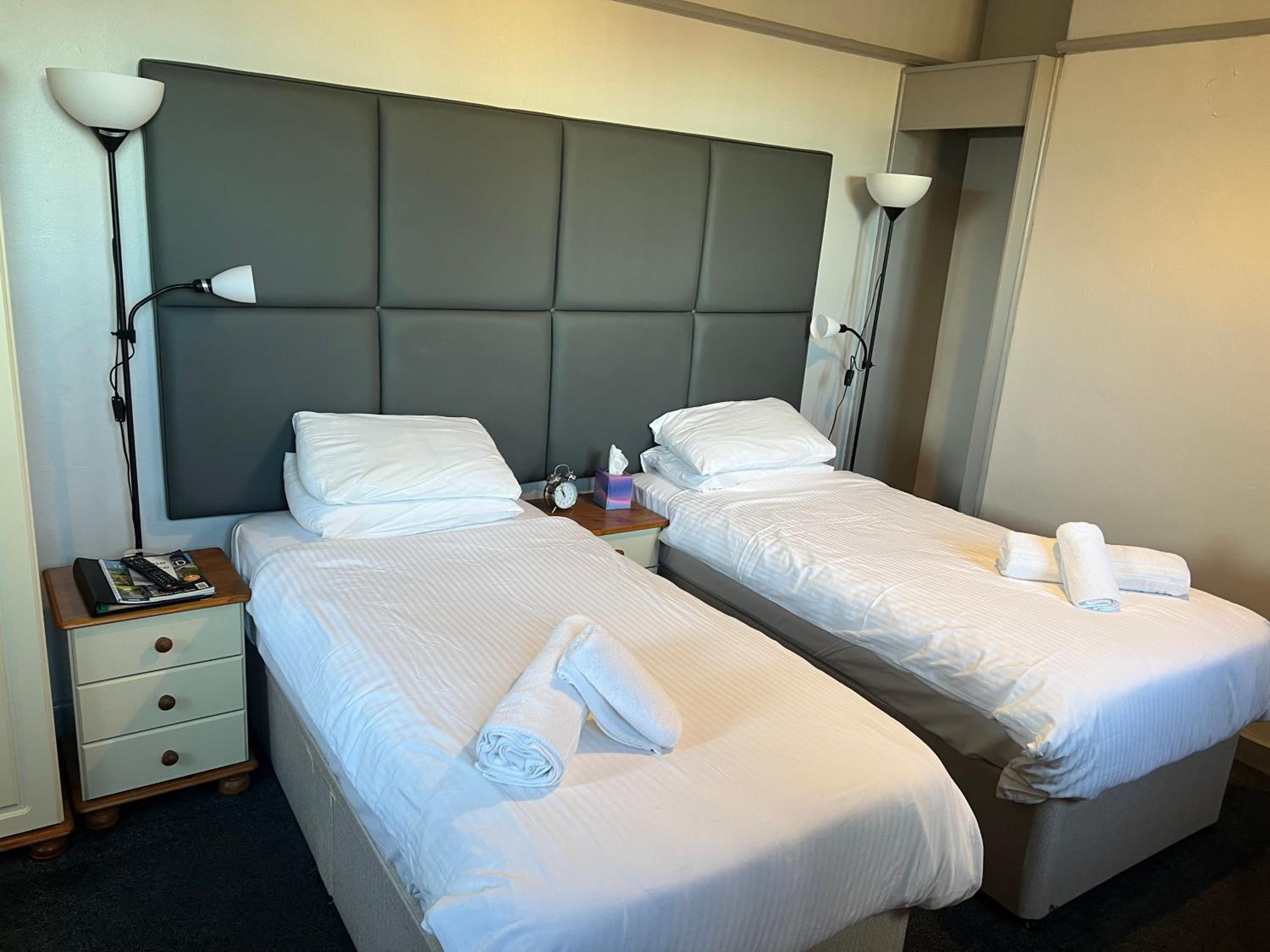 Double or Twin Room photo 1