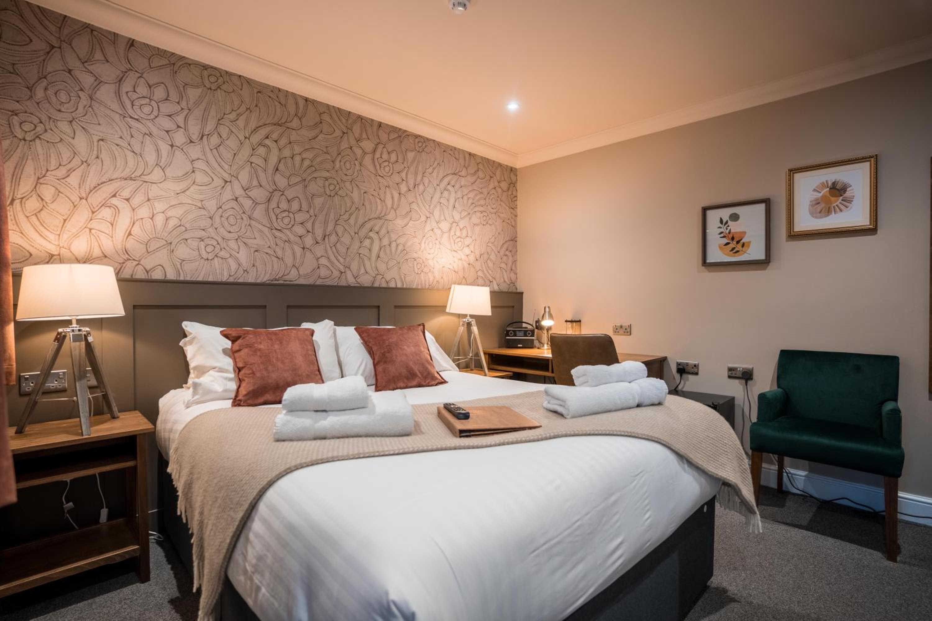 Double or Twin Room photo 2