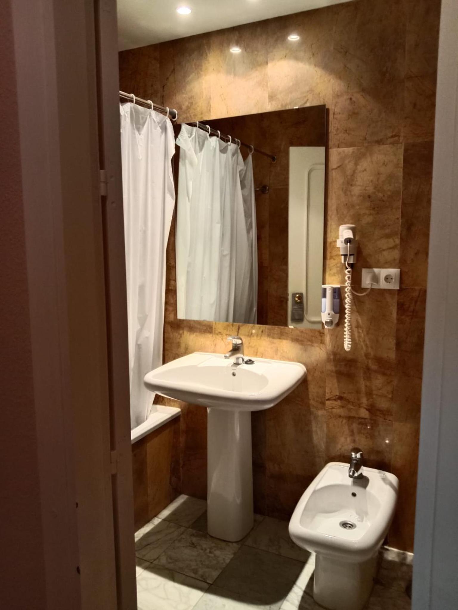 Quadruple Room photo 3