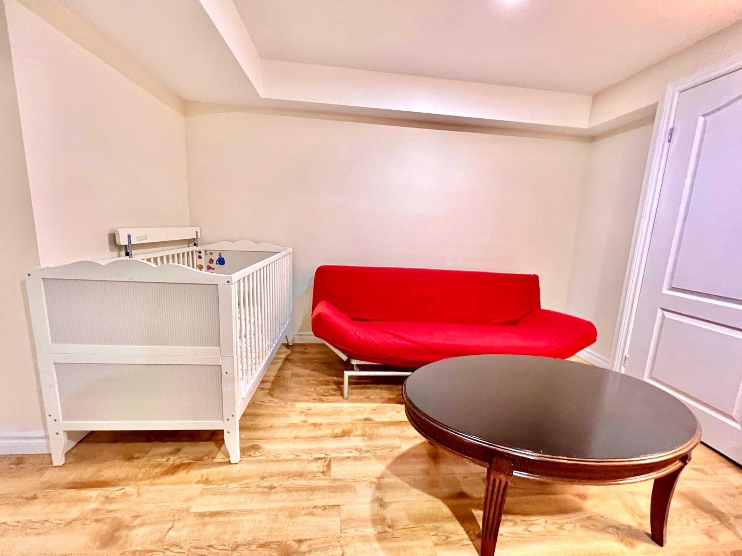 Quadruple Room with Private Bathroom photo 2
