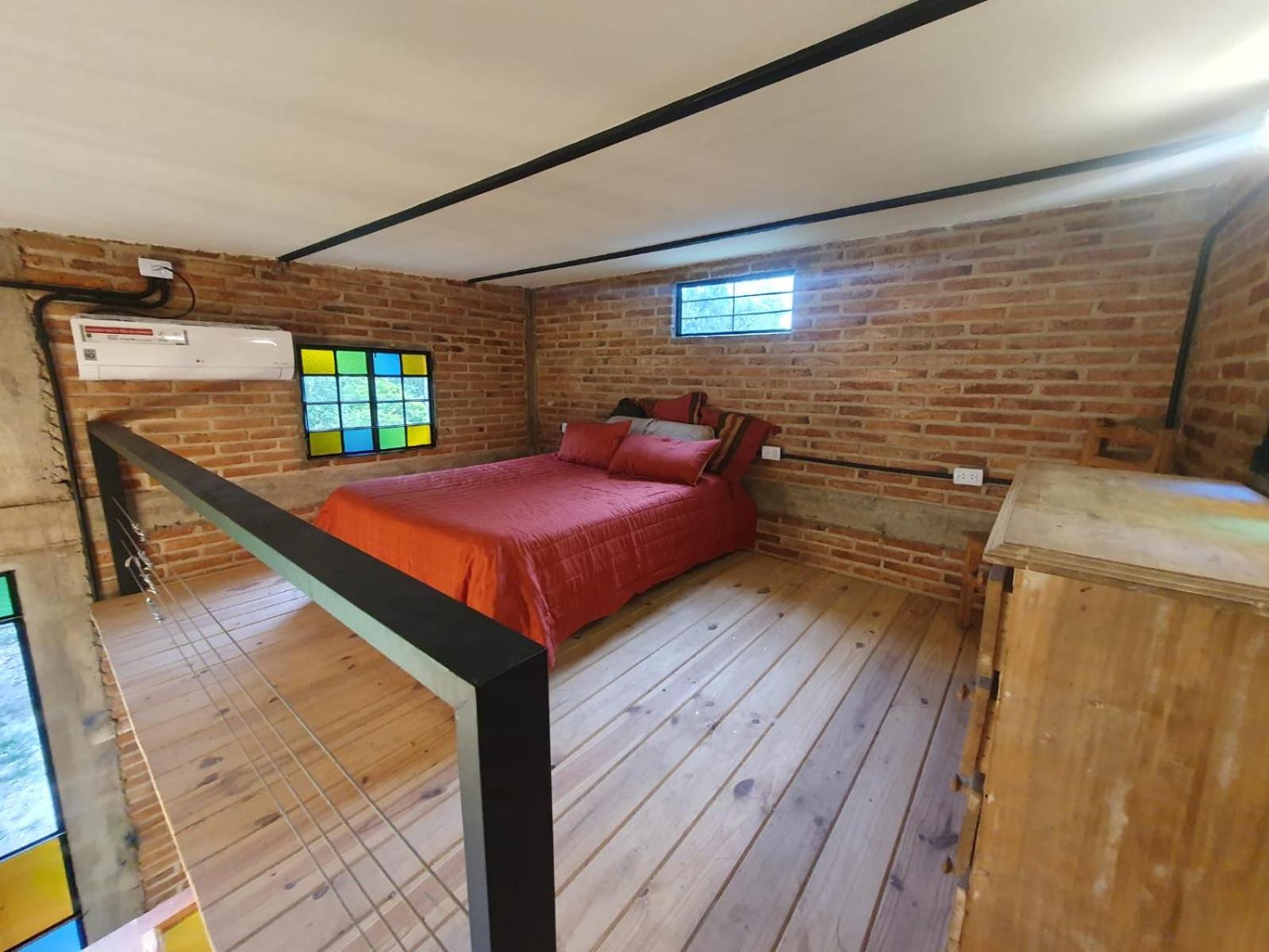 Apartment - Split Level photo 2