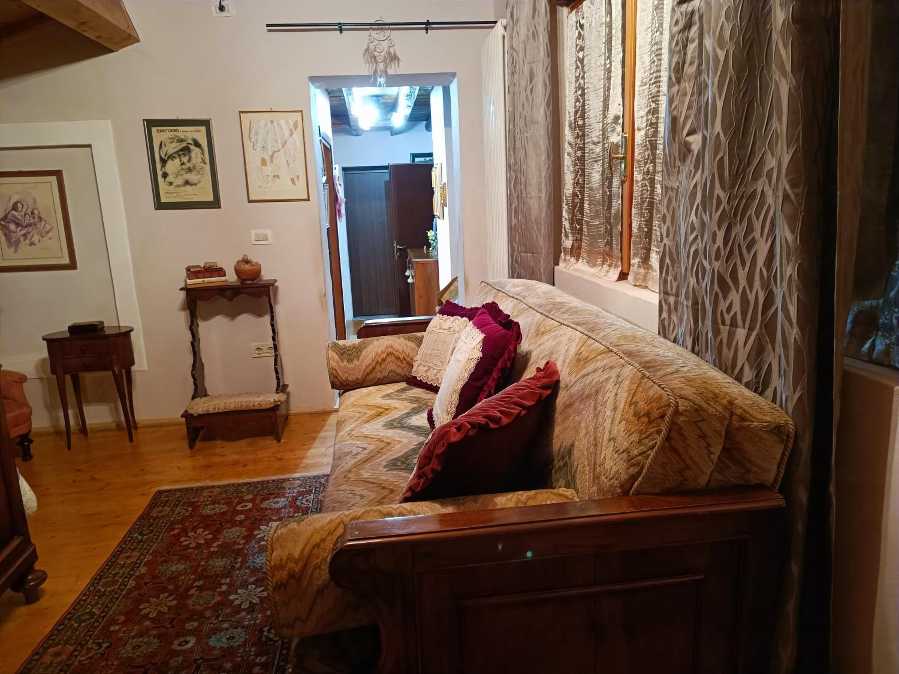 Double Room with Private Bathroom - Photo 8