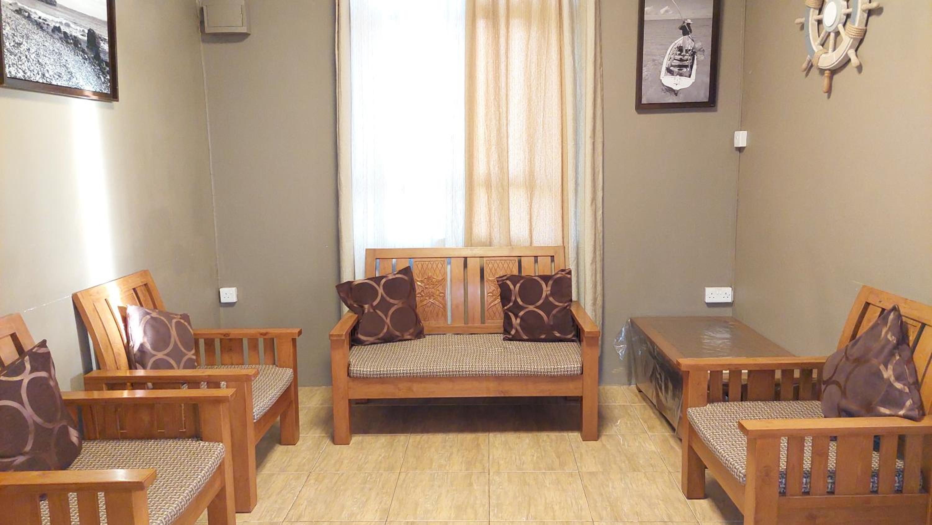 Three-Bedroom Villa photo 1