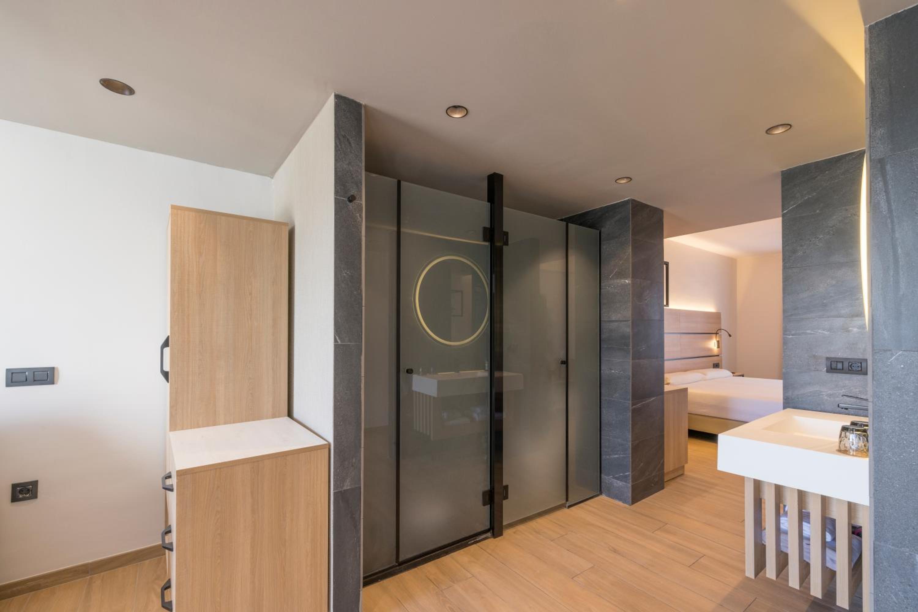 Suite con vista a la piscina