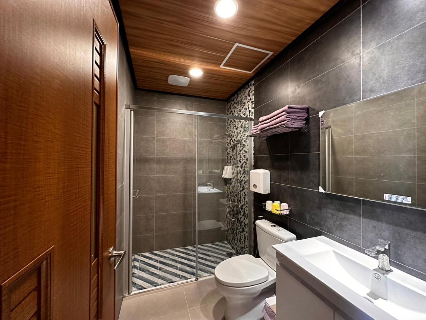 Deluxe Quadruple Room photo 2
