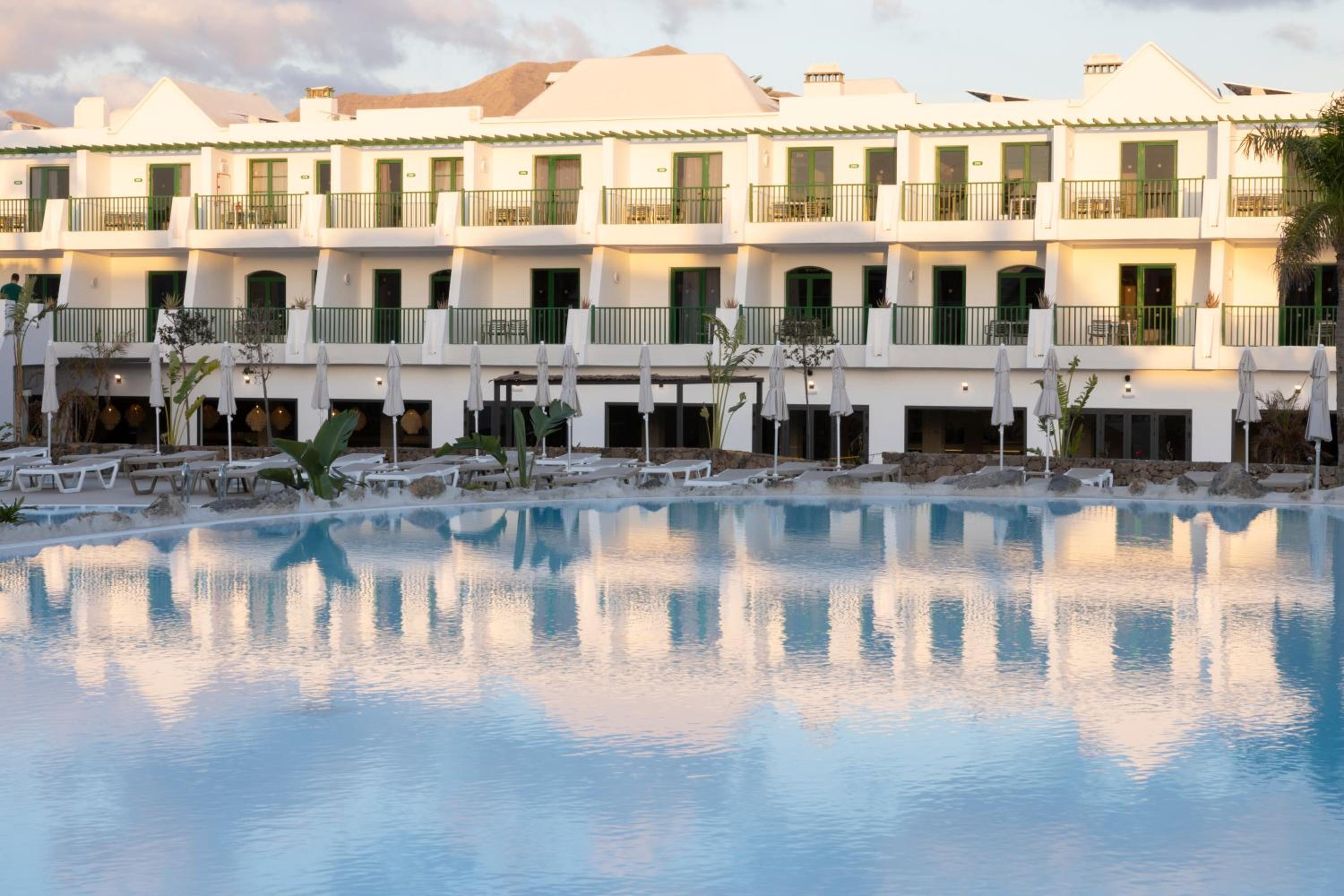 Double Room with Pool View