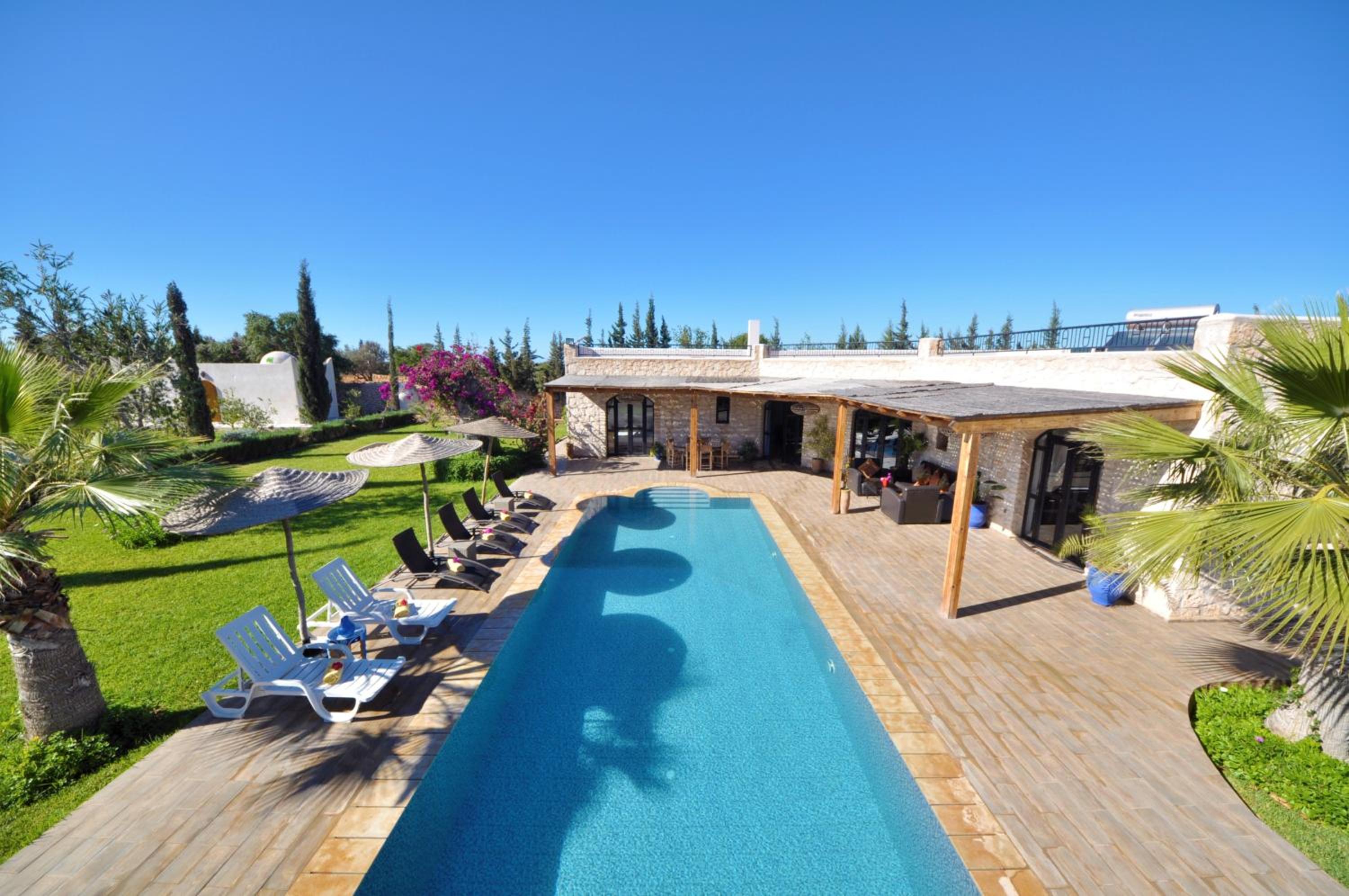 Villa - Photo 3