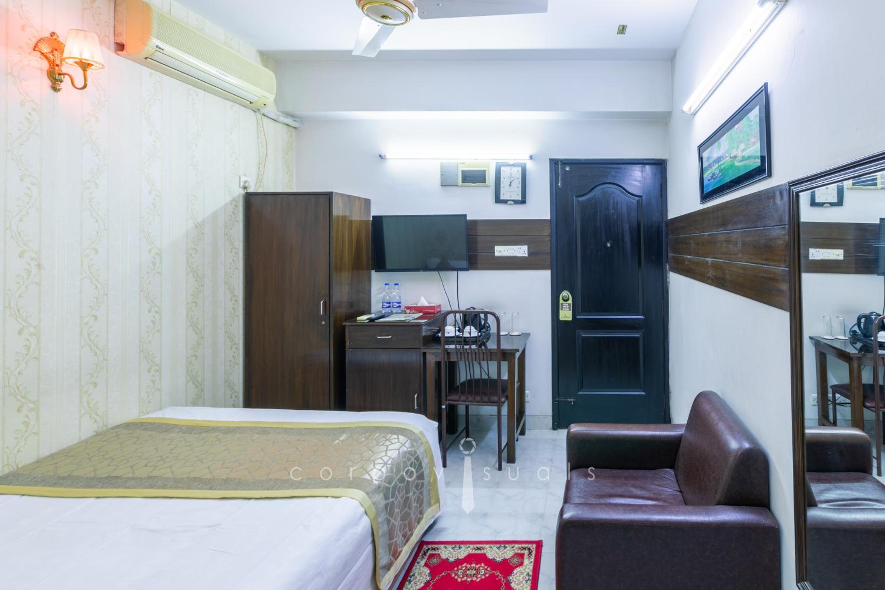 Deluxe Double Room photo 2