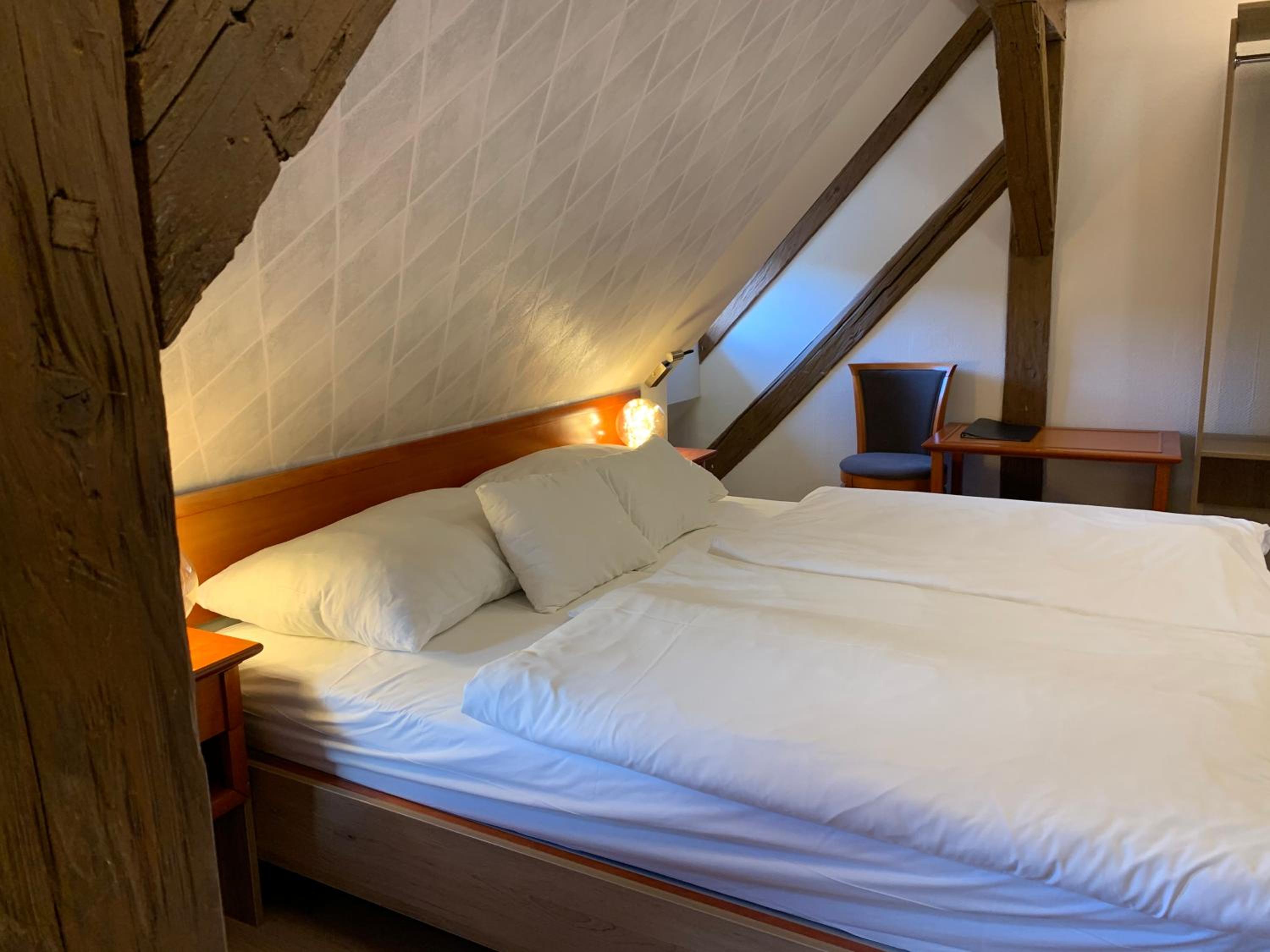Standard Double or Twin Room - Photo 1