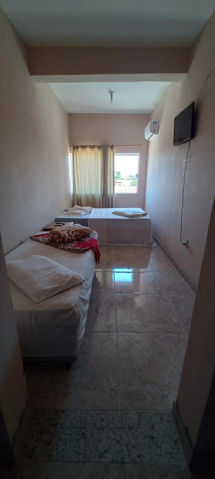 Family Room with Private Bathroom photo 3