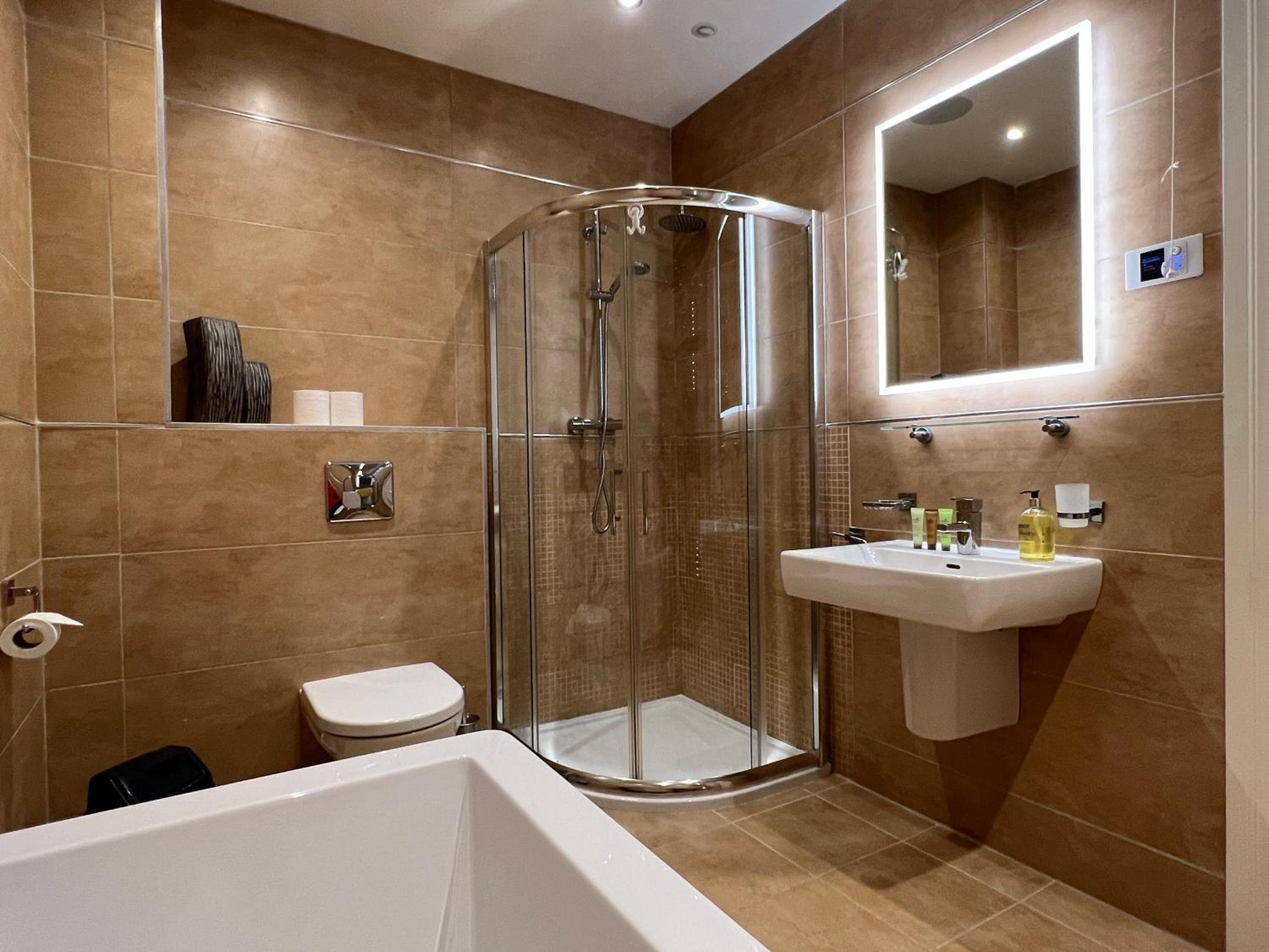 Two-Bedroom House - Photo 4