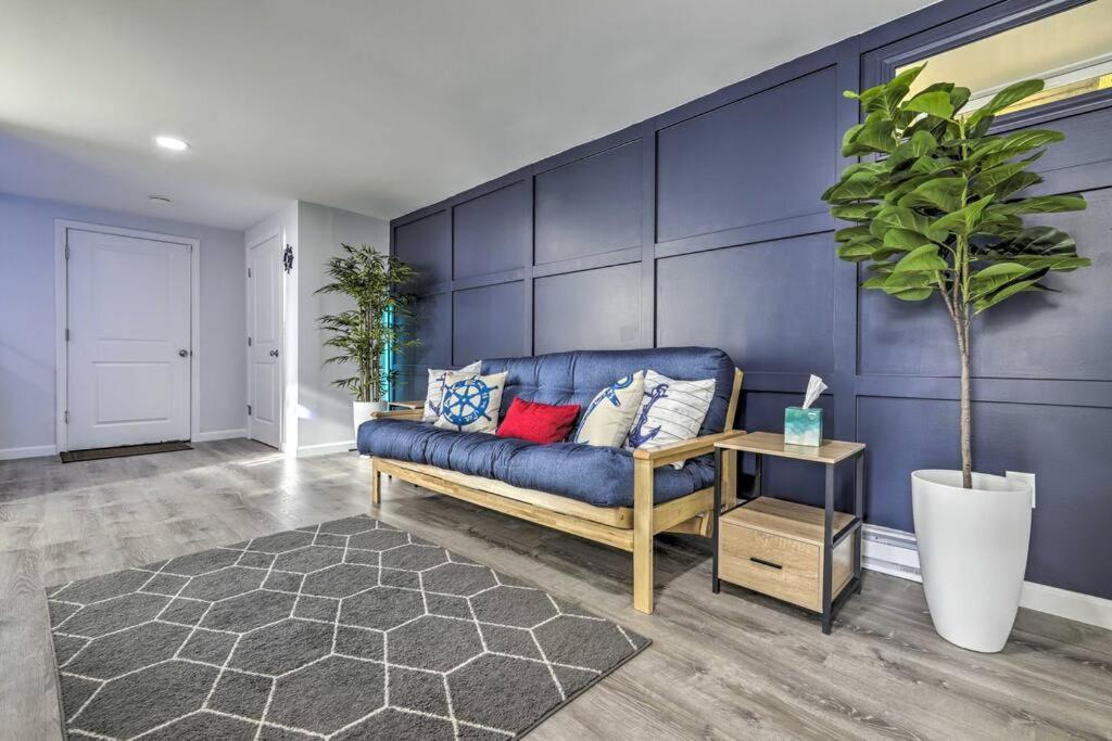 Three-Bedroom House photo 1