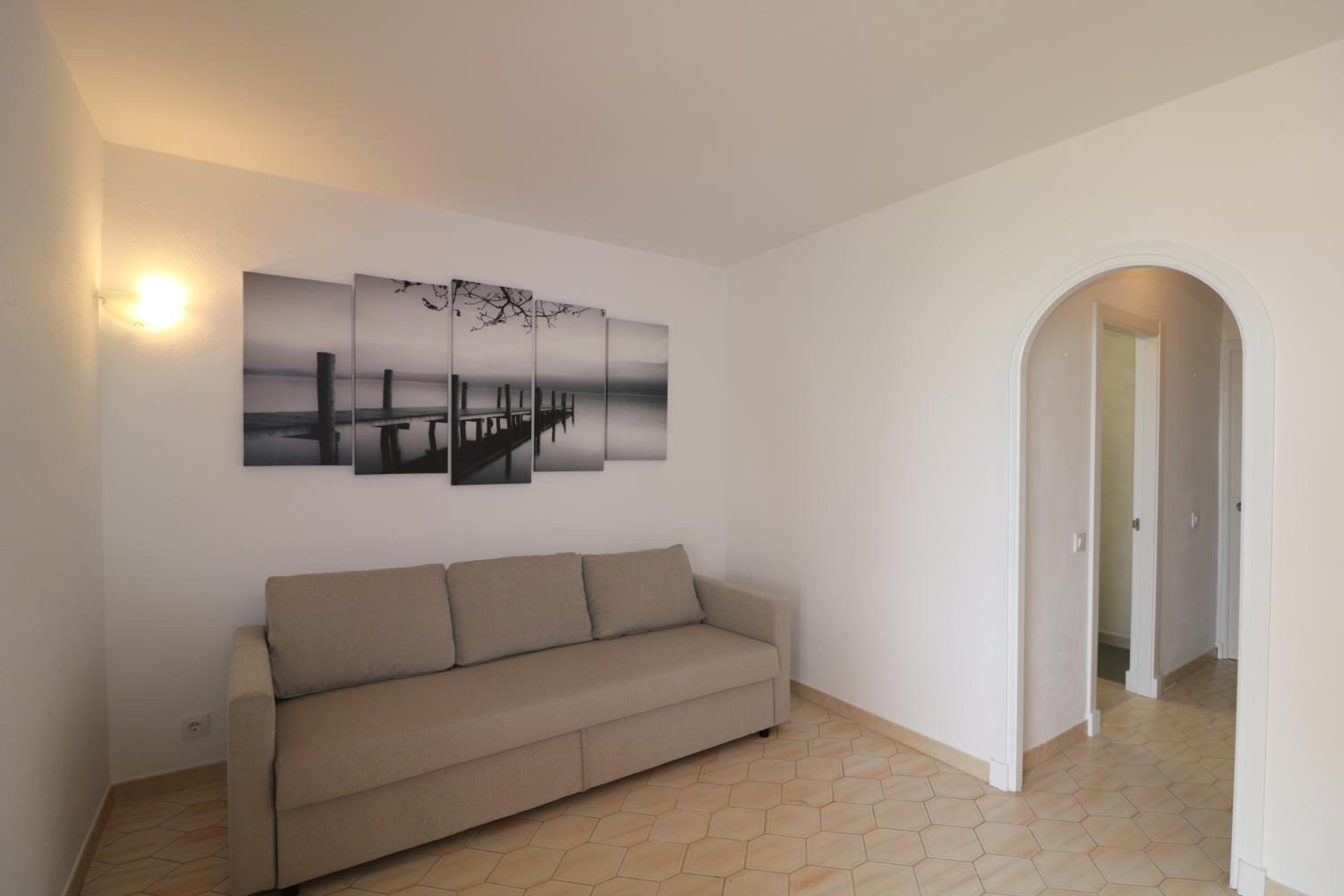 Two-Bedroom Apartment photo 3