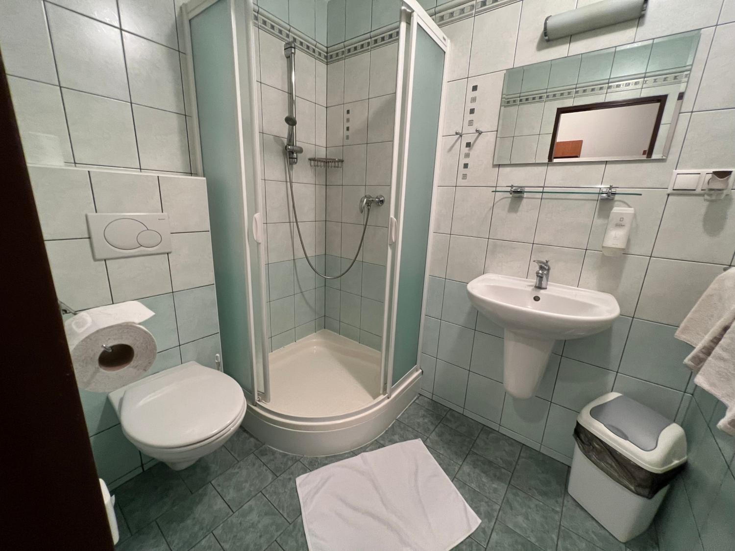 Standard Twin Room photo 2