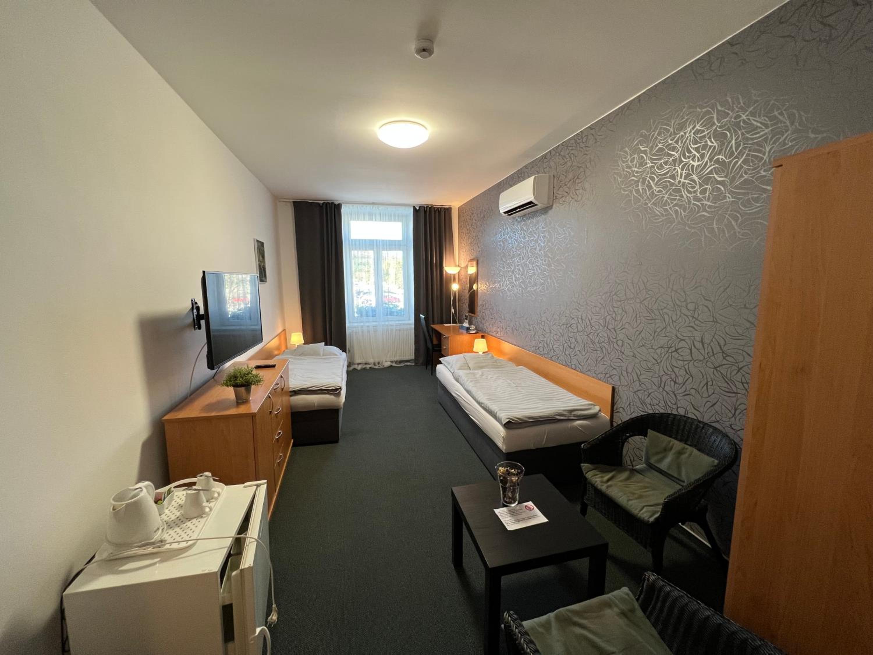 Standard Twin Room photo 1
