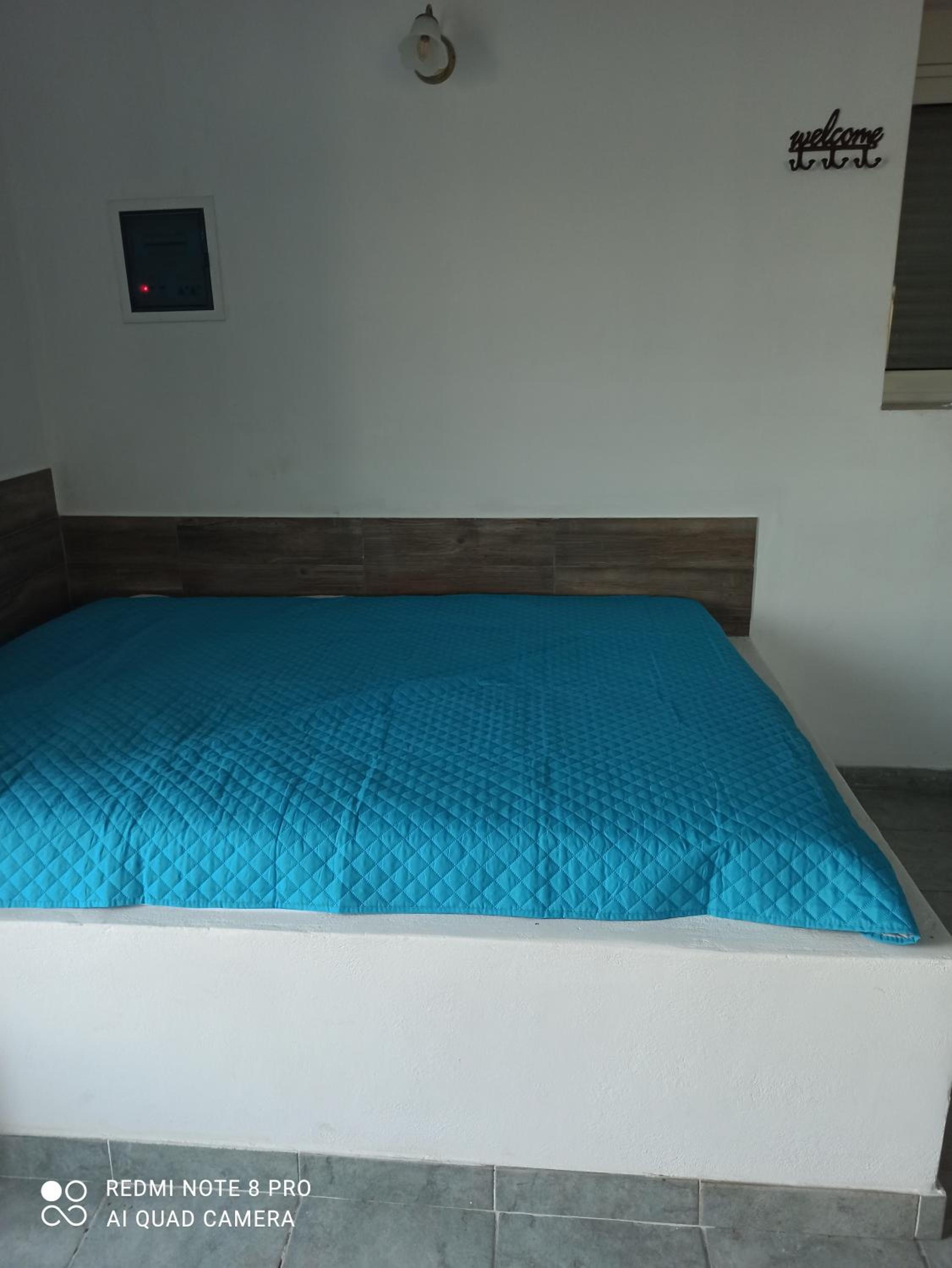 One-Bedroom House photo 1