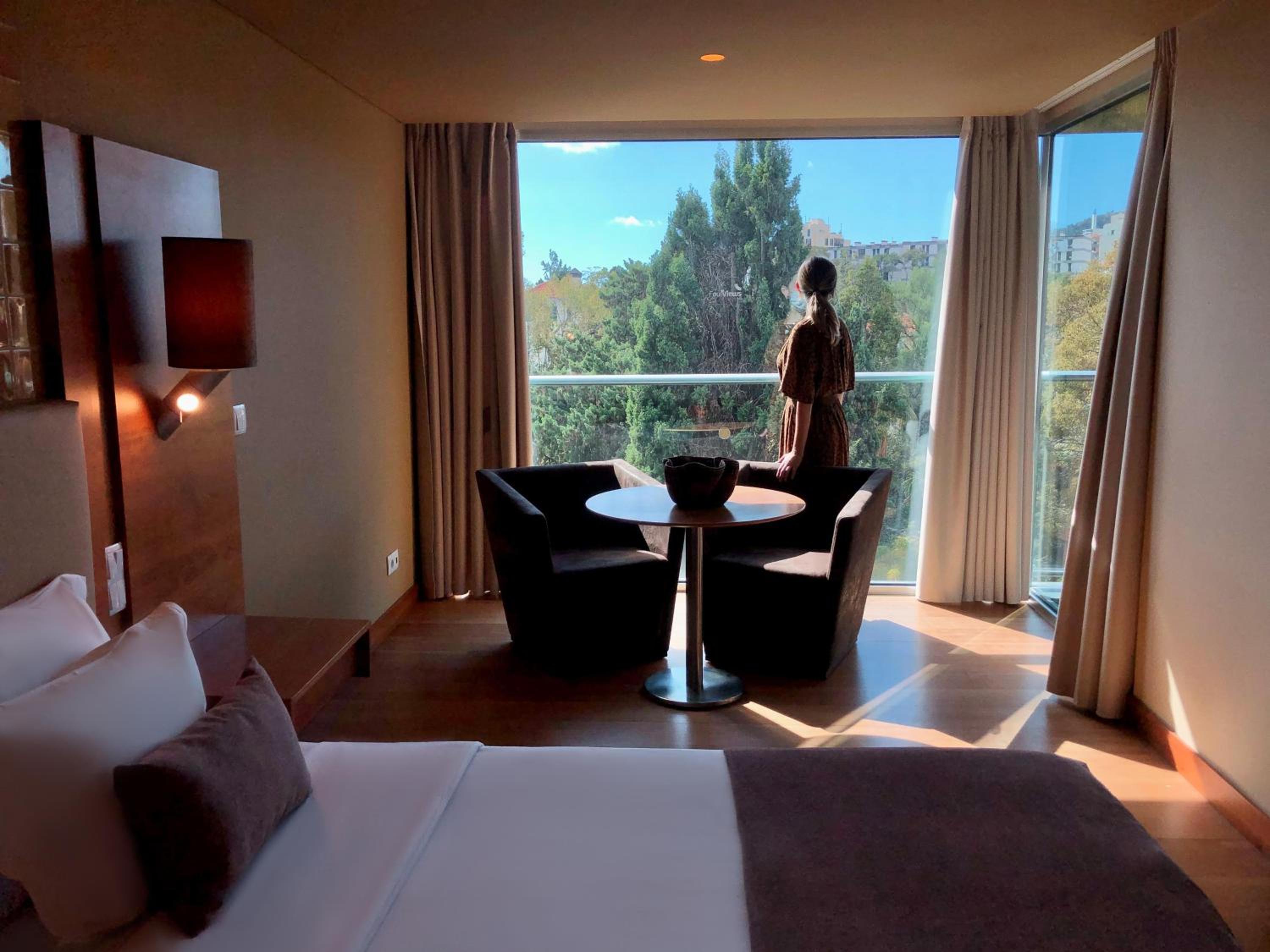 Classic Room with Mountain View - Photo 11